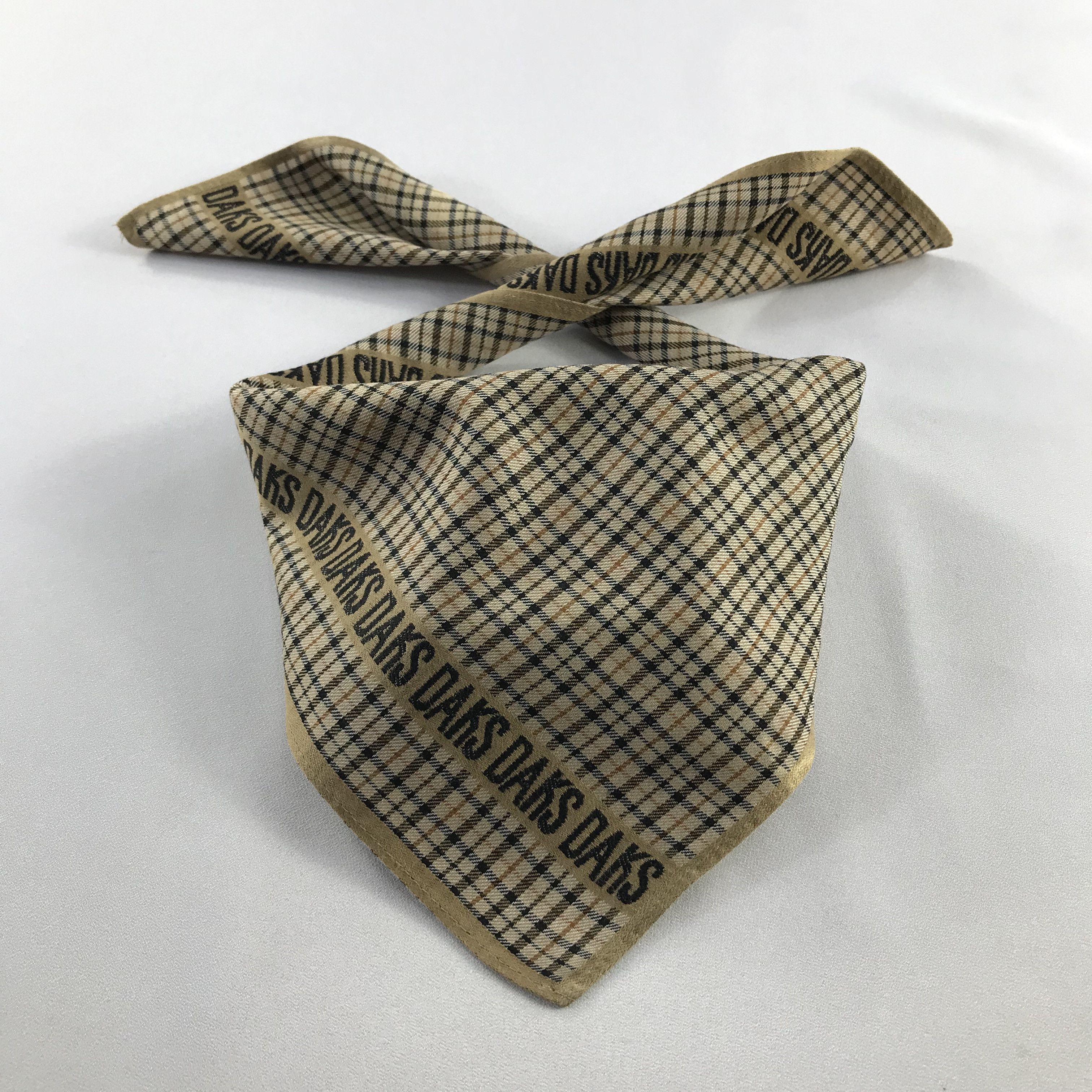DAKS Daks London Handkerchief / Bandana / Neckerchief C708 Size ONE SIZE - 1 Thumbnail