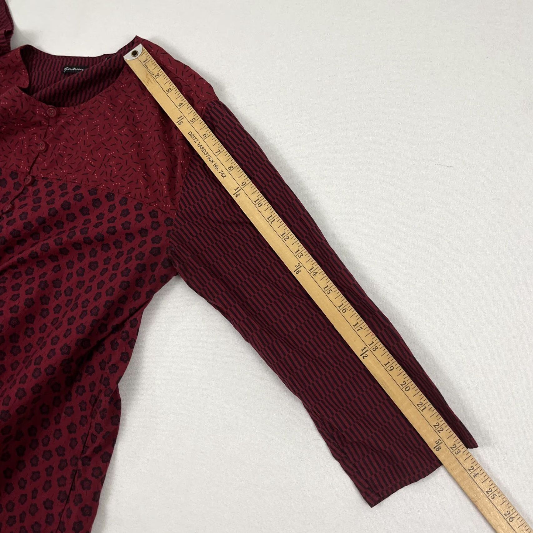 Vintage Gudrun Sjoden Tunic Blouse Womens M Red Organic Cotton Artsy Whimsical Floral 3/4 Sleeve Casual Shirt, Regular Fit, 100% Cotton Women’s Medium Red Size M / US 6-8 / IT 42-44 - 5 Thumbnail