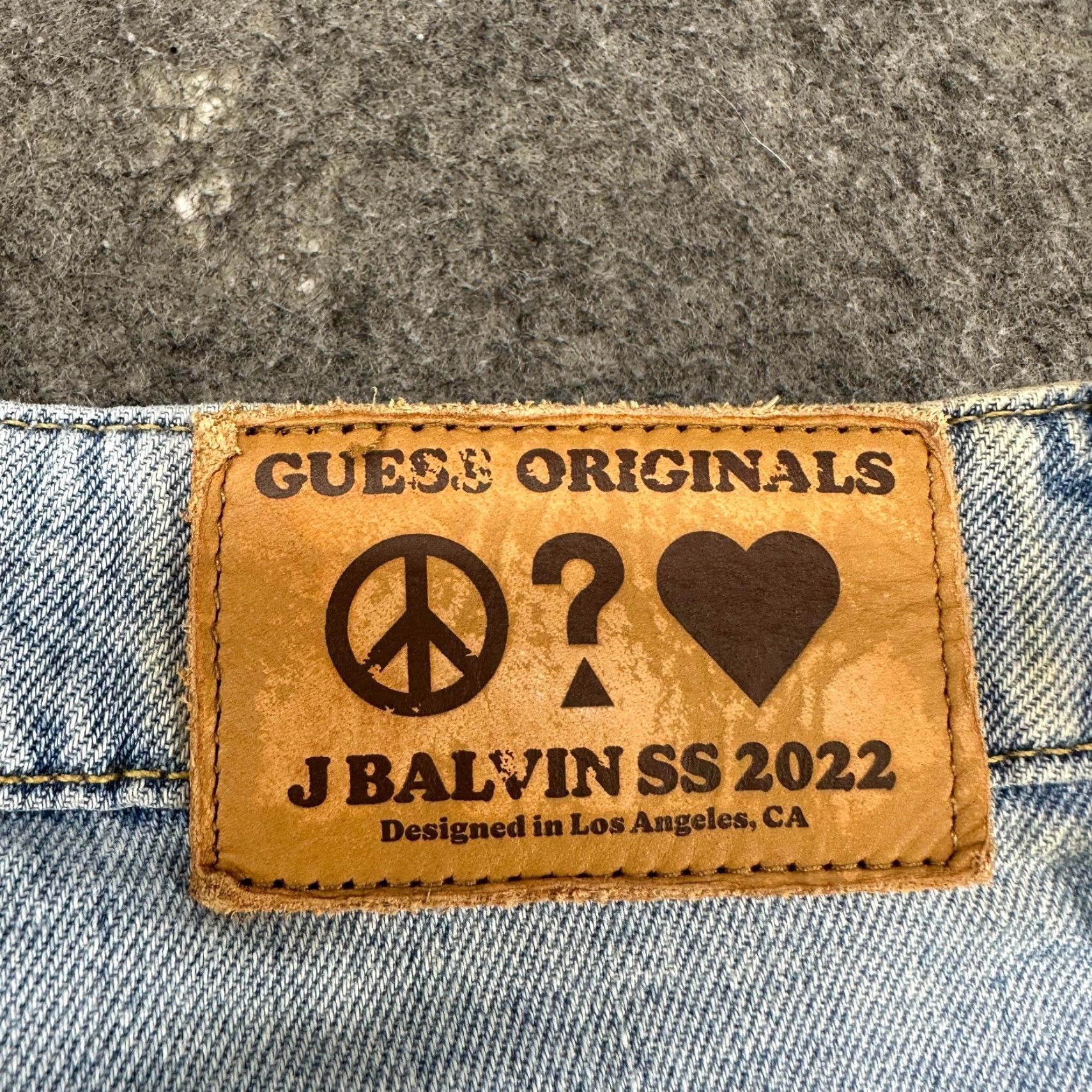 Guess GUESS Jeans Womens 28 Blue Flare J Balvin SS 22 Light Wash Stretch Denim 5-Pocket Inseam 33 Solid Button Zip Women Regular Vintage No Size 28" / US 6 / IT 42 - 7 Thumbnail