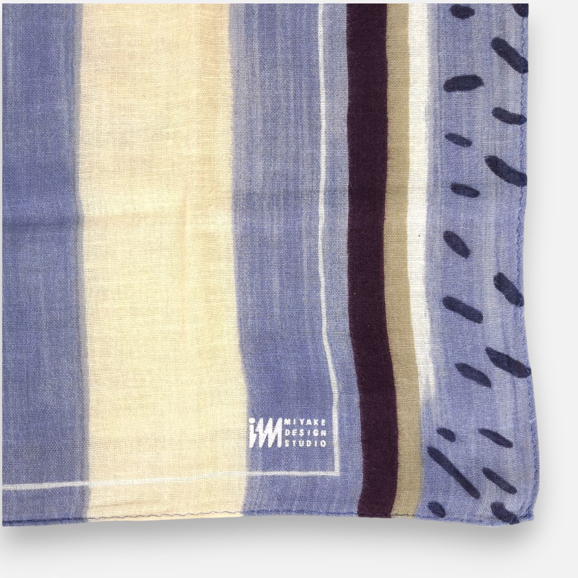 Issey Miyake × Vintage Vintage Issey Miyake Handkerchief Pocket Square Bandana Size ONE SIZE - 3 Thumbnail