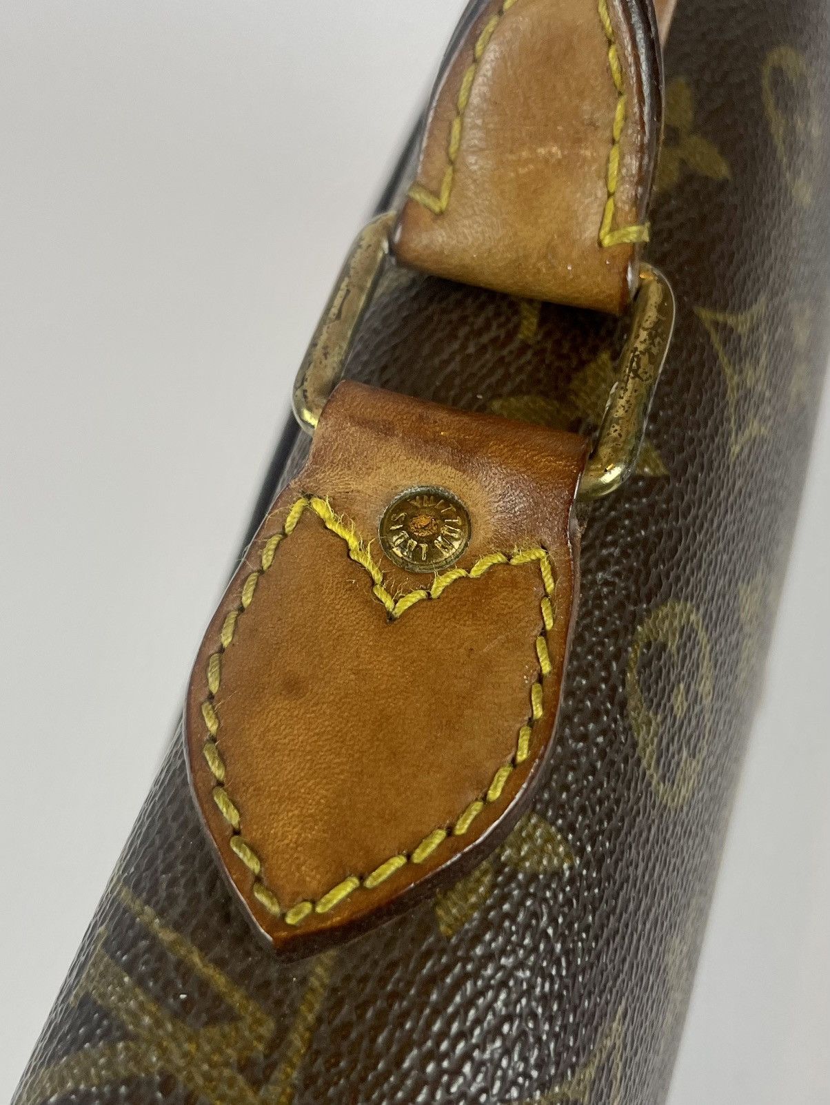 Louis Vuitton Louis Vuitton Serviette Conseiller Size ONE SIZE - 8 Thumbnail