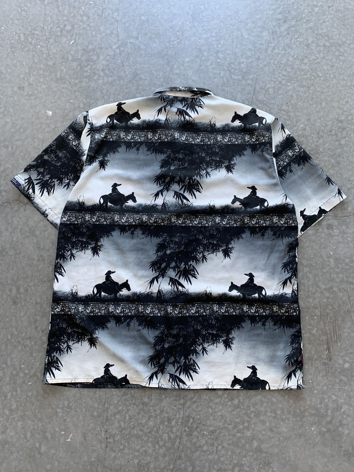 Southpole × Vintage Crazy Vintage Y2K Southpole Camp Collar Shirt Baggy Skater Size US XXL / EU 58 / 5 - 8 Thumbnail