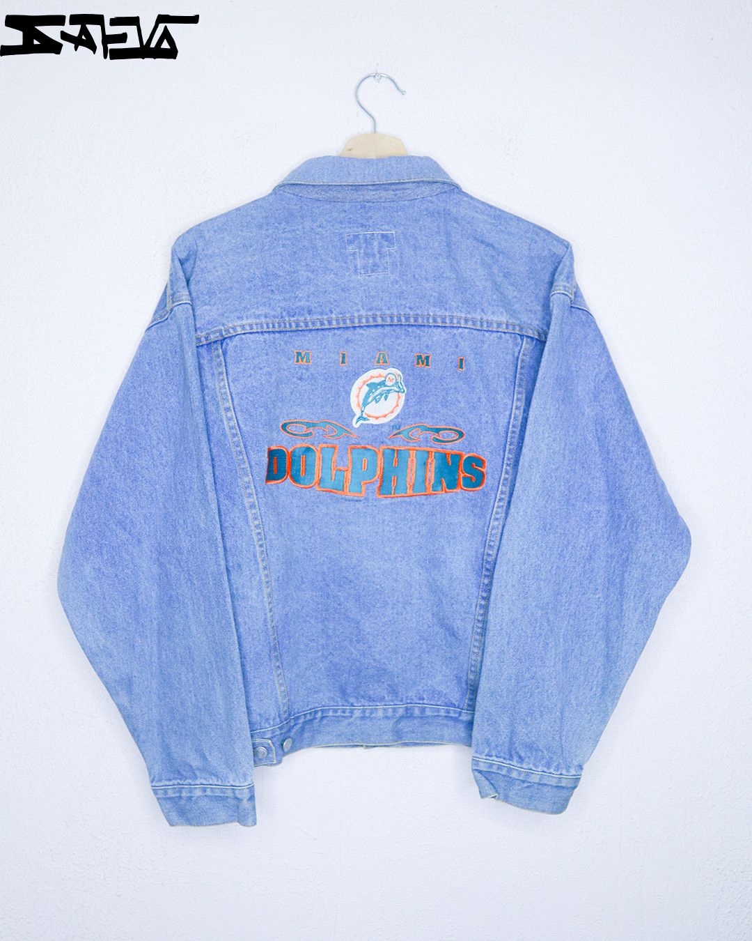 Vintage Denim Jacket Miami Dolphins x NFL Size US M / EU 48-50 / 2 - 3 Thumbnail