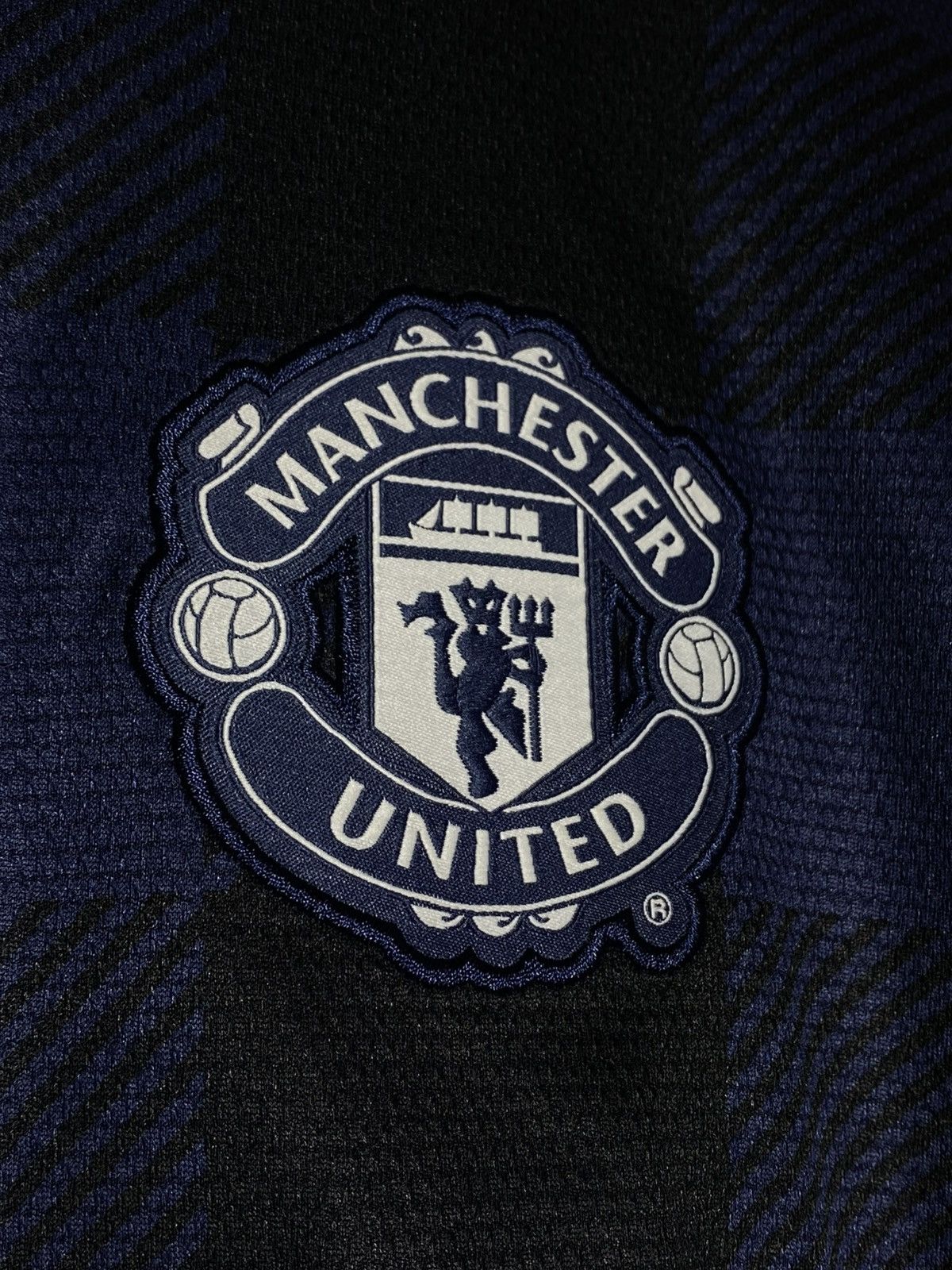 Nike Nike Manchester United 2013/14 Away Soccer Jersey Size US XL / EU 56 / 4 - 6 Thumbnail
