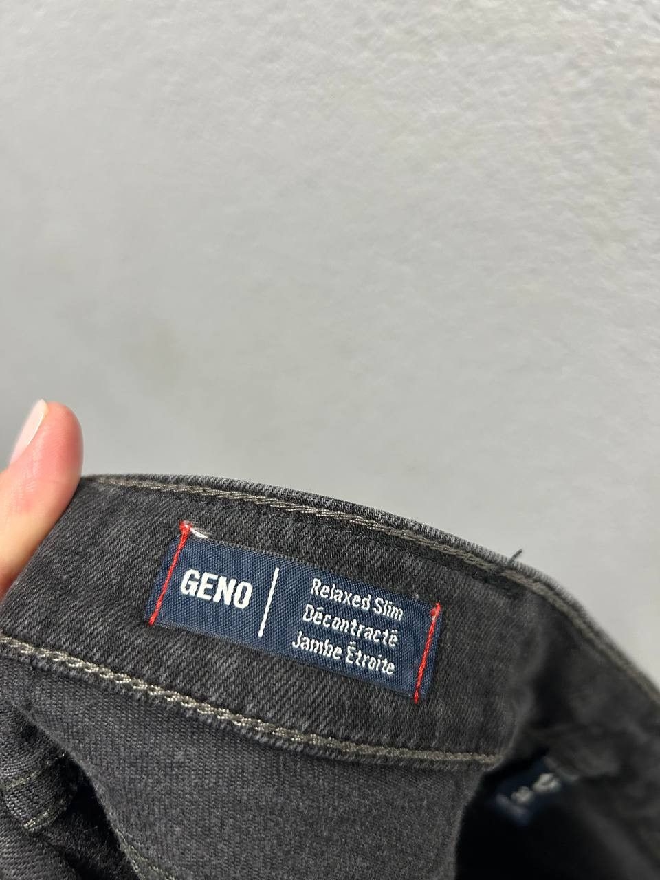 True Religion True Religion mens Geno relaxed slim jeans W 30 Size US 30 / EU 46 - 10 Thumbnail