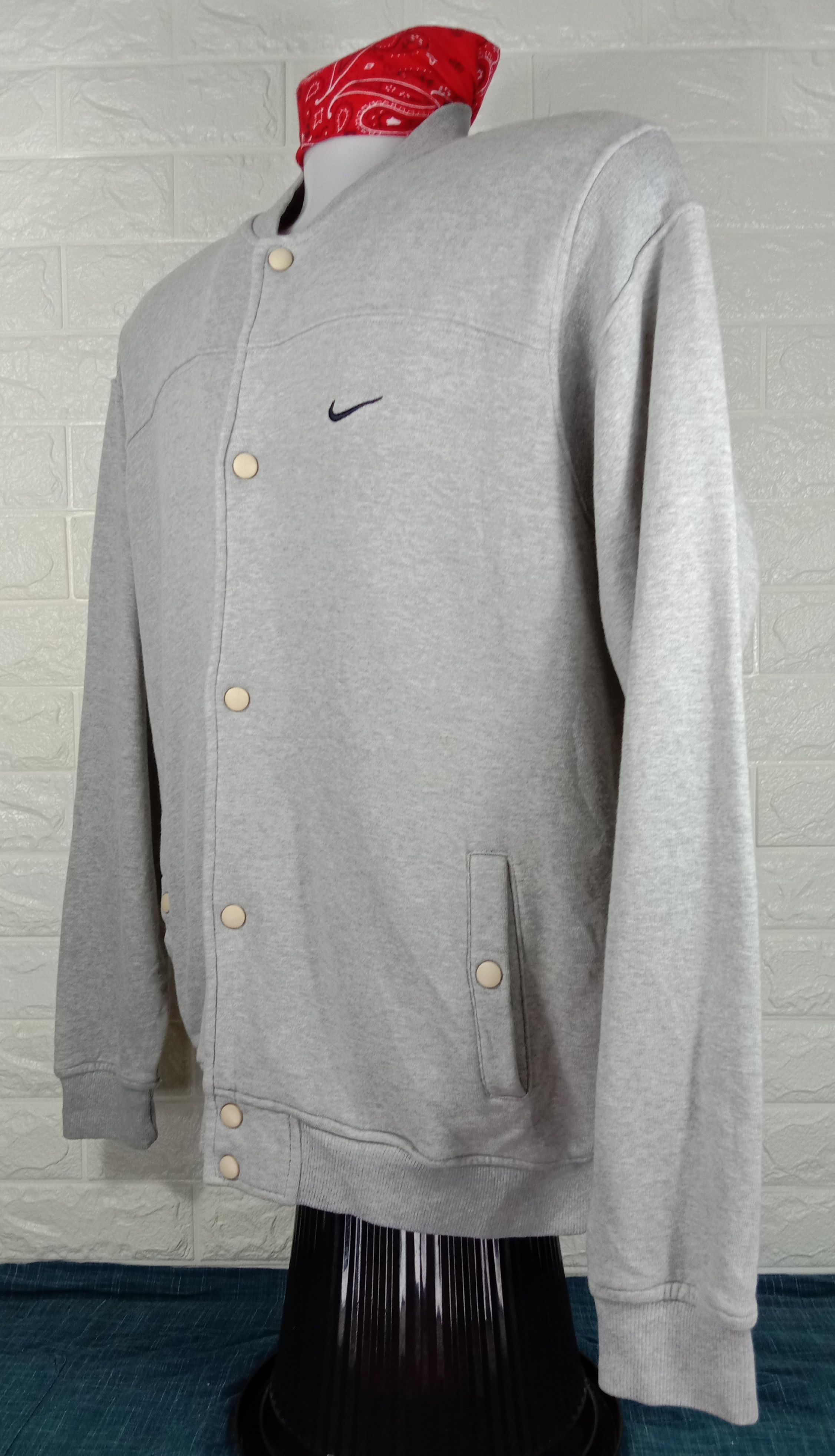 Nike Vintage Nike Mini Swoosh Snap Button Jacket Size US L / EU 52-54 / 3 - 3 Thumbnail