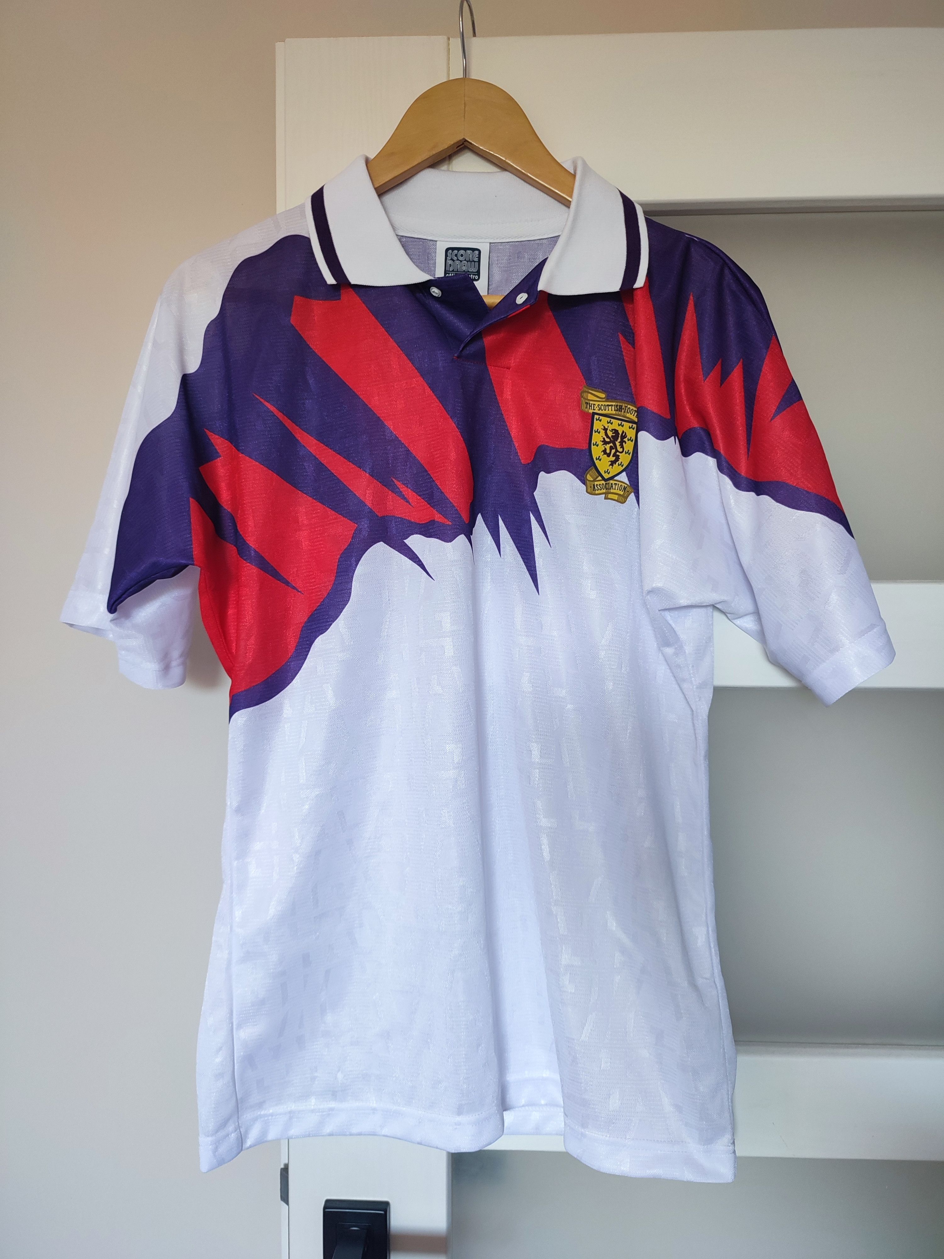 Other Scotland 1992 Away Score Draw Vintage Retro Soccer Jersey Size US S / EU 44-46 / 1 - 1 Thumbnail