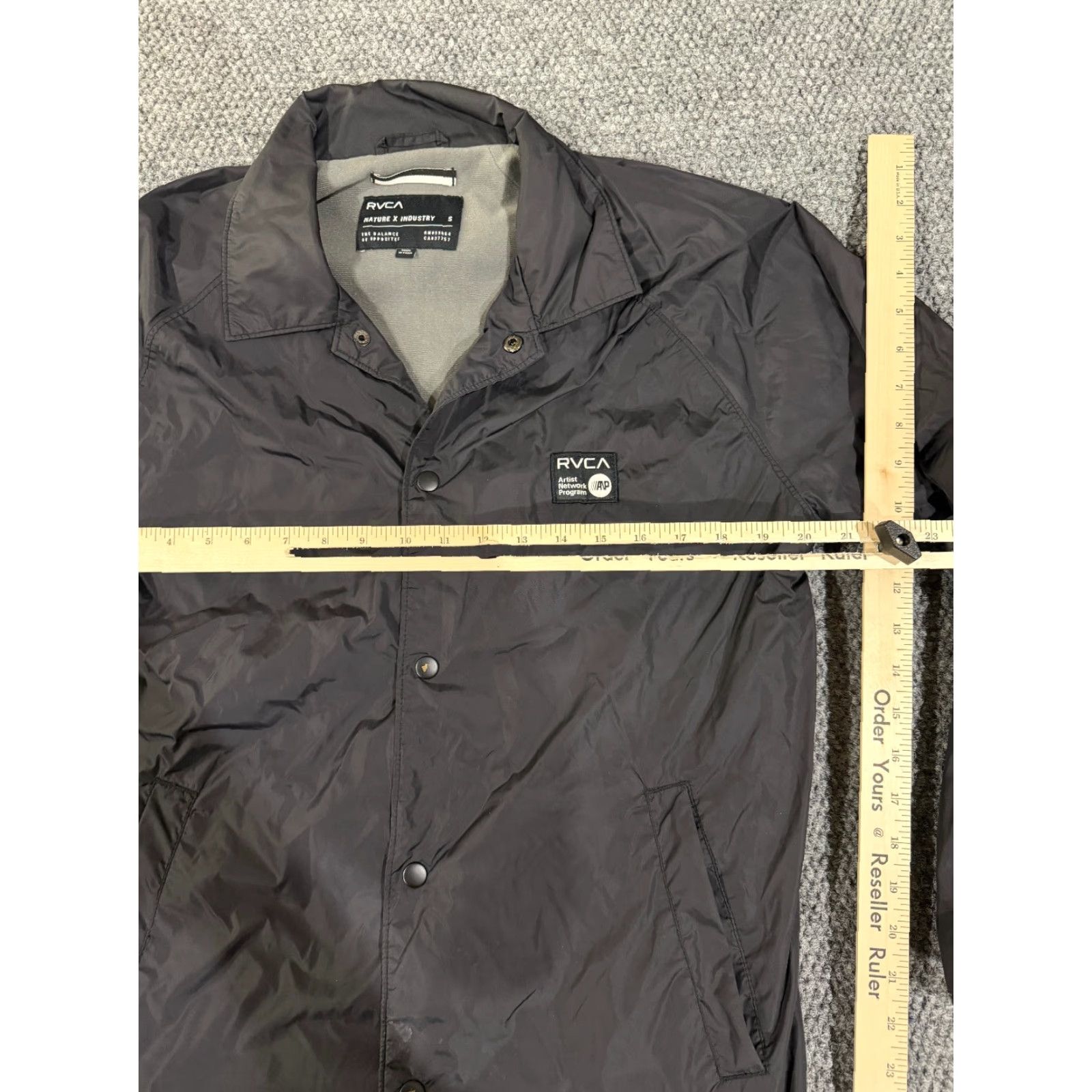 RVCA RVCA Jacket Mens Small Black Windbreaker Streetwear Coach Windbreaker Lined Zip Snap Front Logo City Fall Winter Spring Regular Size US S / EU 44-46 / 1 - 6 Thumbnail