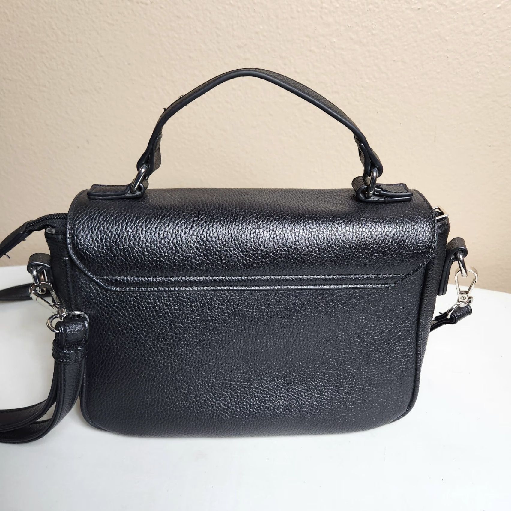 Vintage **Pebbled Black Marc New York Plaid Faux Leather Women's Shoulder Bag** User: **Black Marc New York Plaid Pebbled Faux Leather Women's Shoulder Bag** Size ONE SIZE - 7 Thumbnail