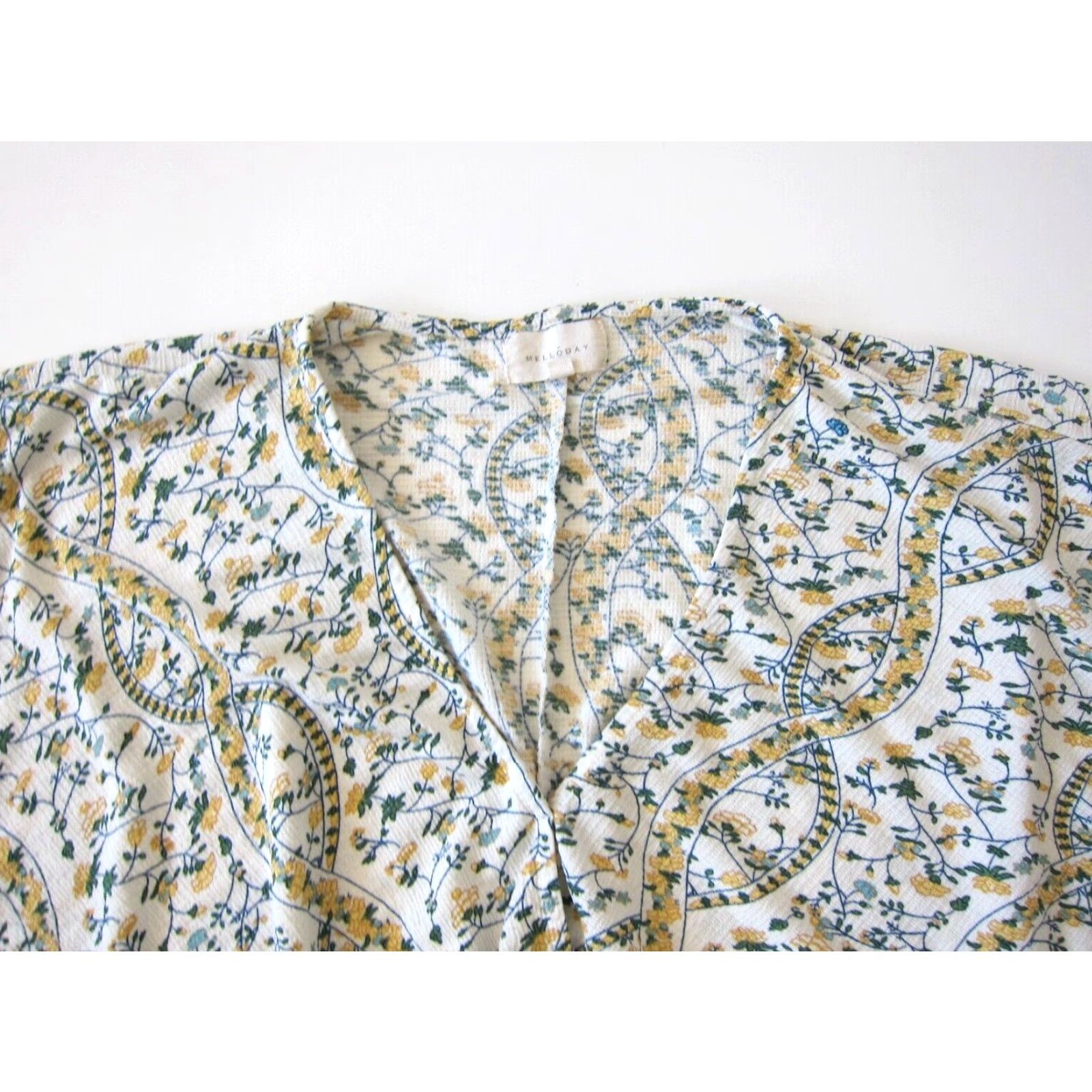 Vintage Melloday Blouse V-Neck Floral Stretch Tunic Peasant Ruffle Sleeve Green Yellow M Women's Shirt Size M / US 6-8 / IT 42-44 - 3 Thumbnail