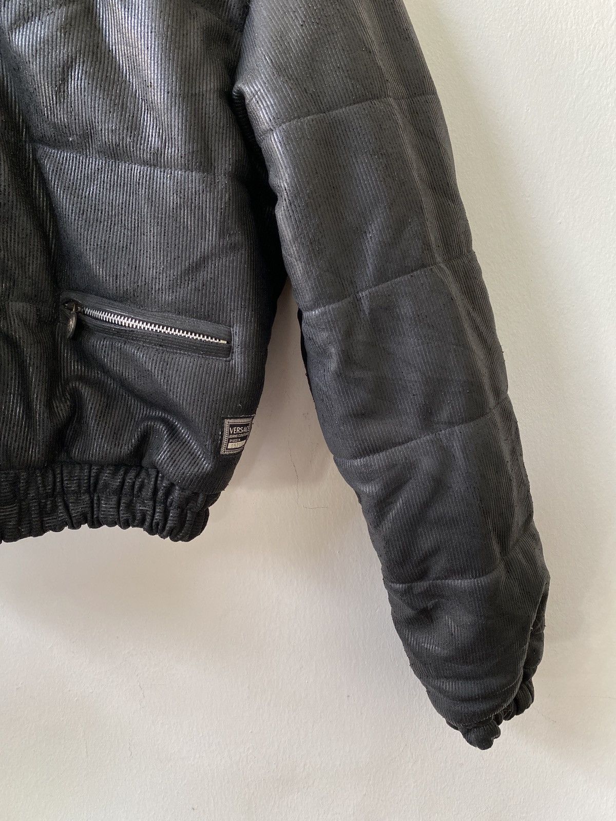 Versace Jeans Couture Vintage Versace Jeans Couture Waxed Puffer Jacket Size US XS / EU 42 / 0 - 5 Thumbnail