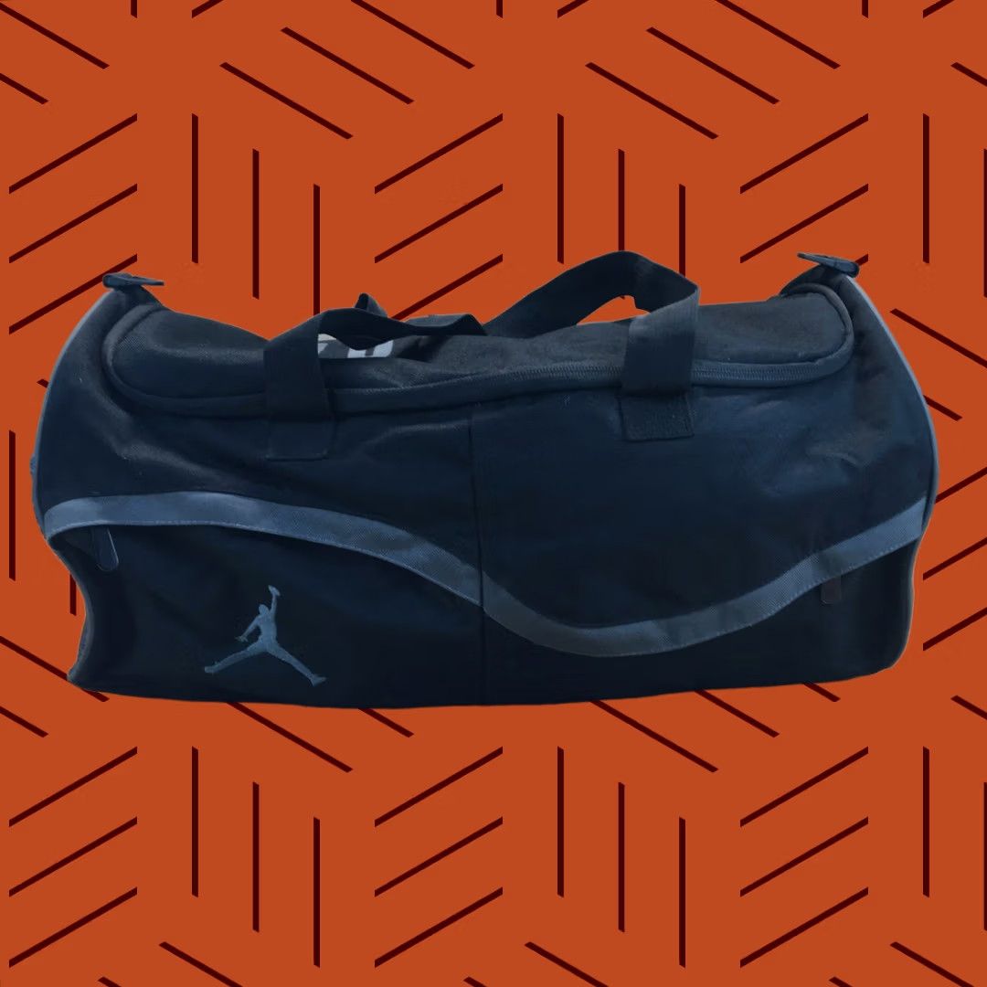 Jordan Brand Nike Jordan Duffle Bag Black Spellout 20" Duffel Carry On Overnight Travel Sports Mens Medium Size ONE SIZE - 1 Thumbnail