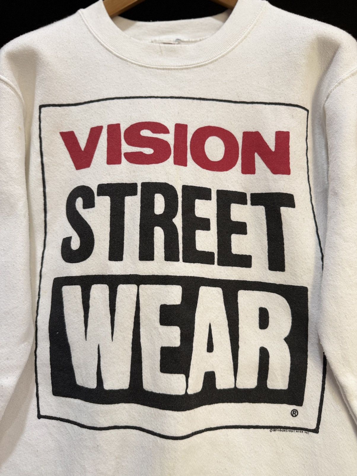 Vision Streetwear Vintage 80s Vision Streetwear Skateboard Backhit Logo Size US M / EU 48-50 / 2 - 3 Thumbnail