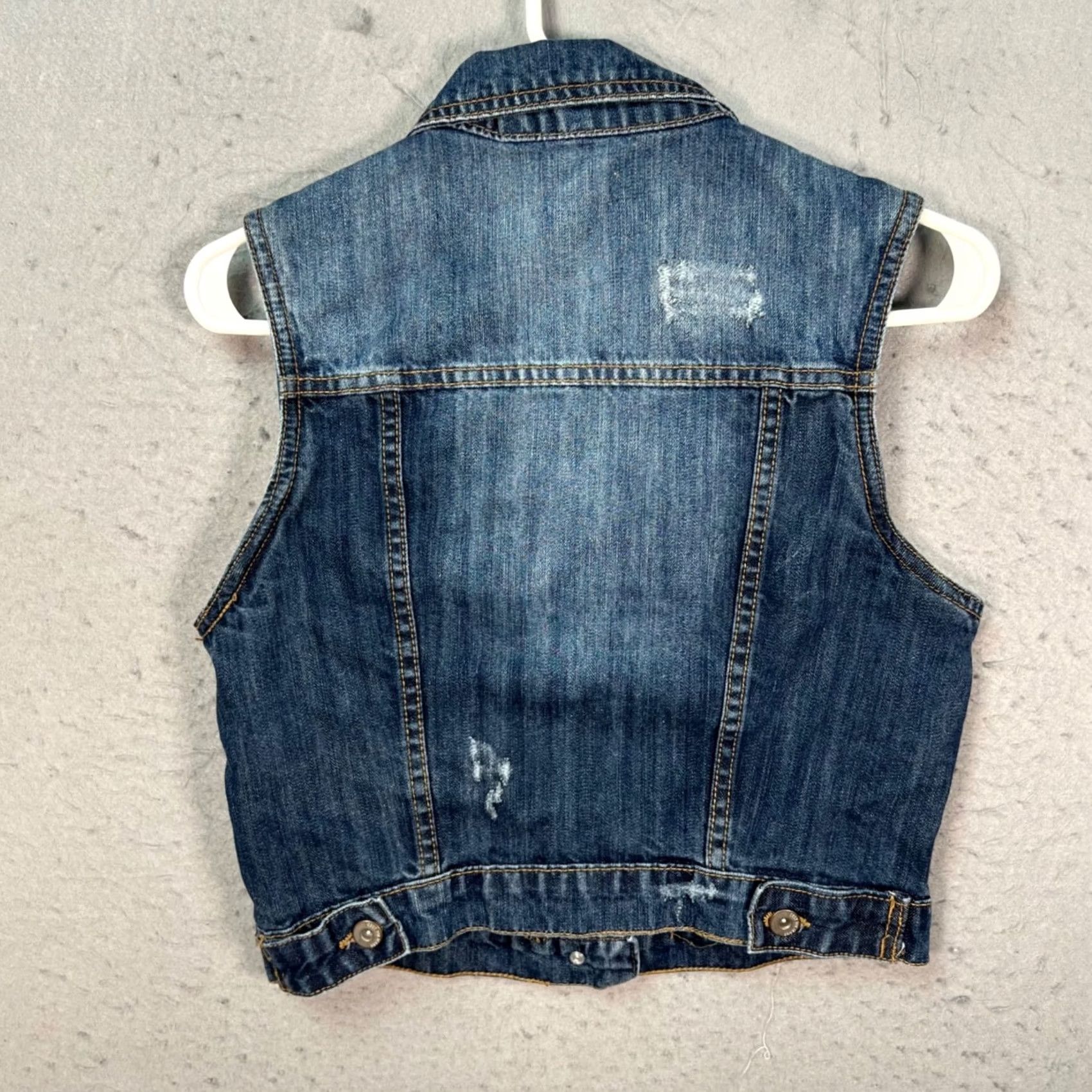 Denime C'est Toi Womens Small Distressed Denim Vest Sleeveless Blue Button-Up Shirt Denim Trucker Jacket Vest Womens Small Blue Distressed Denim Vest Size S / US 4 / IT 40 - 2 Thumbnail