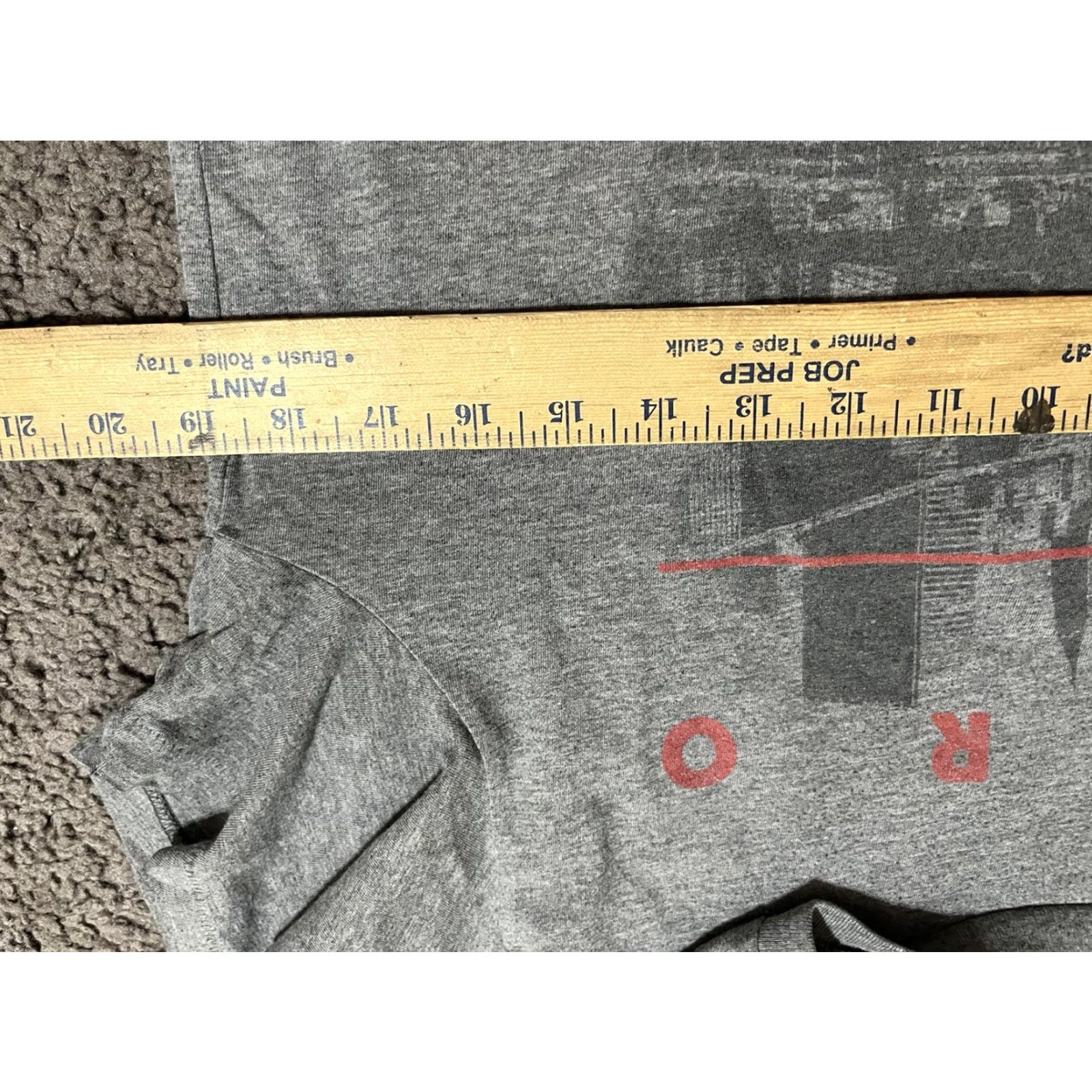 Vintage Aéropostale Men's Graphic Polka Dot T-Shirt, Gray, Medium, Crew Neck, USA Theme Size US M / EU 48-50 / 2 - 5 Thumbnail