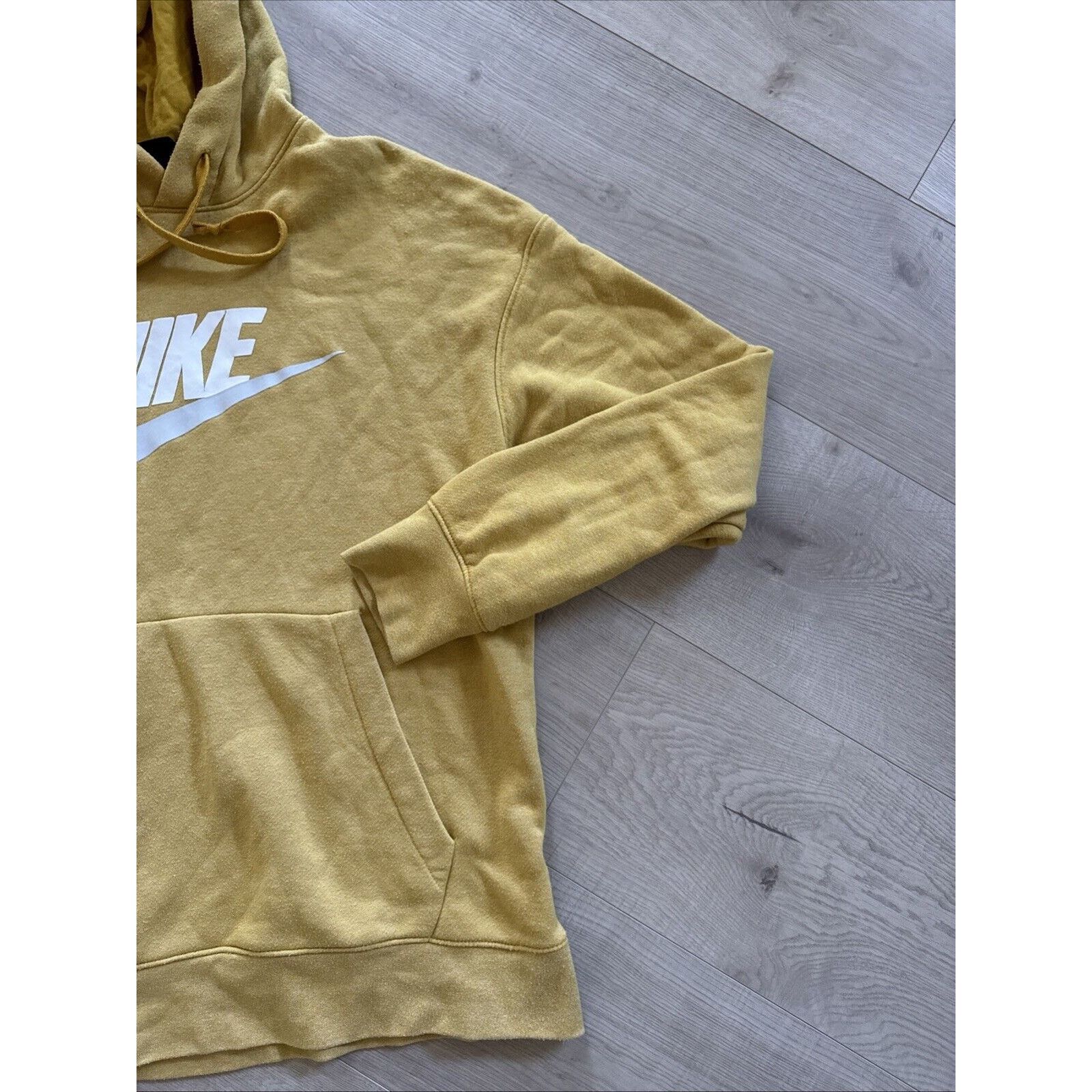 Nike Nike Unisex L In Men’s Yellow Center Swoosh Hoodie Size US L / EU 52-54 / 3 - 4 Thumbnail