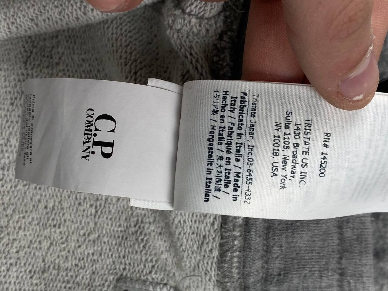 C.P. Company Cp Company Light Fleece Cargo Shorts Men Size L Gray Size US 34 / EU 50 - 10 Thumbnail