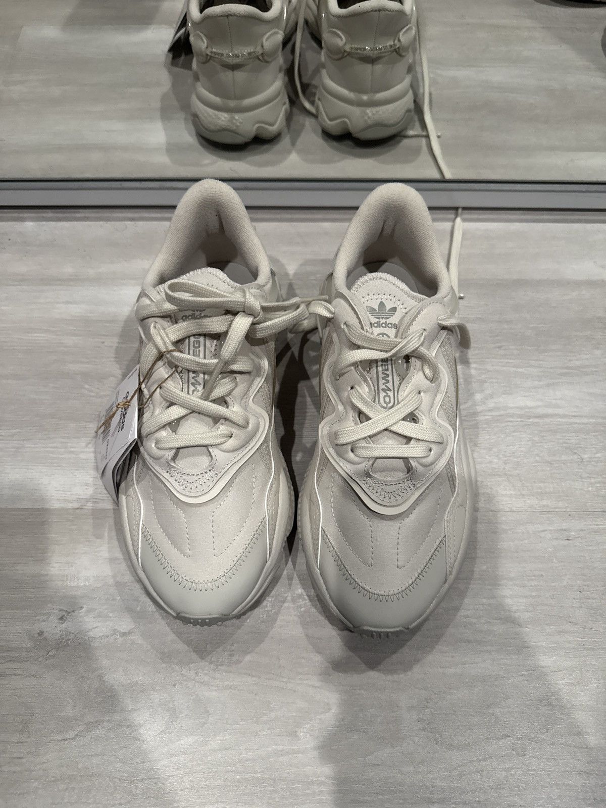 Adidas Adidas Ozweego Size US 5.5 / IT 35.5 - 4 Thumbnail