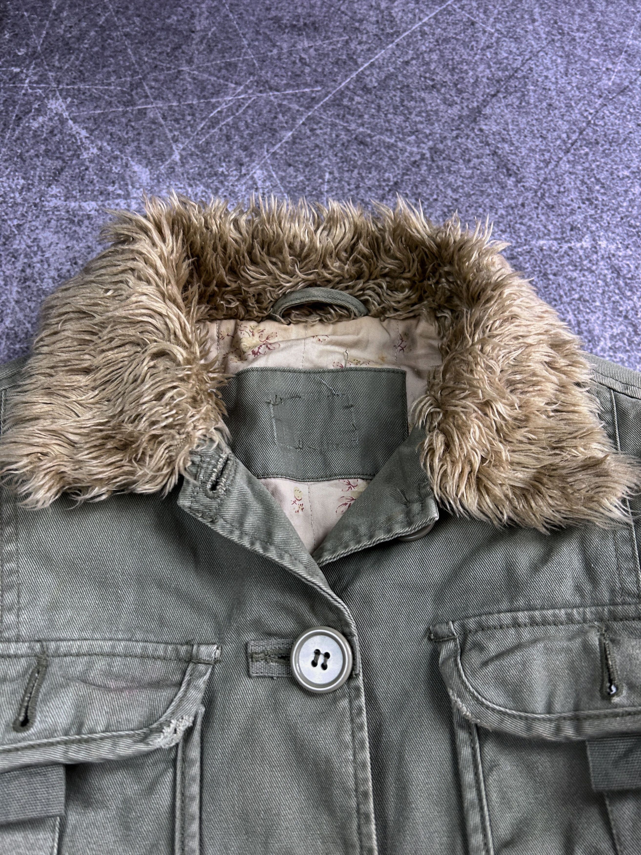 Vintage Vintage Military Jacket Fur Collar Cropped Y2K Streetwear Size US S / EU 44-46 / 1 - 6 Thumbnail