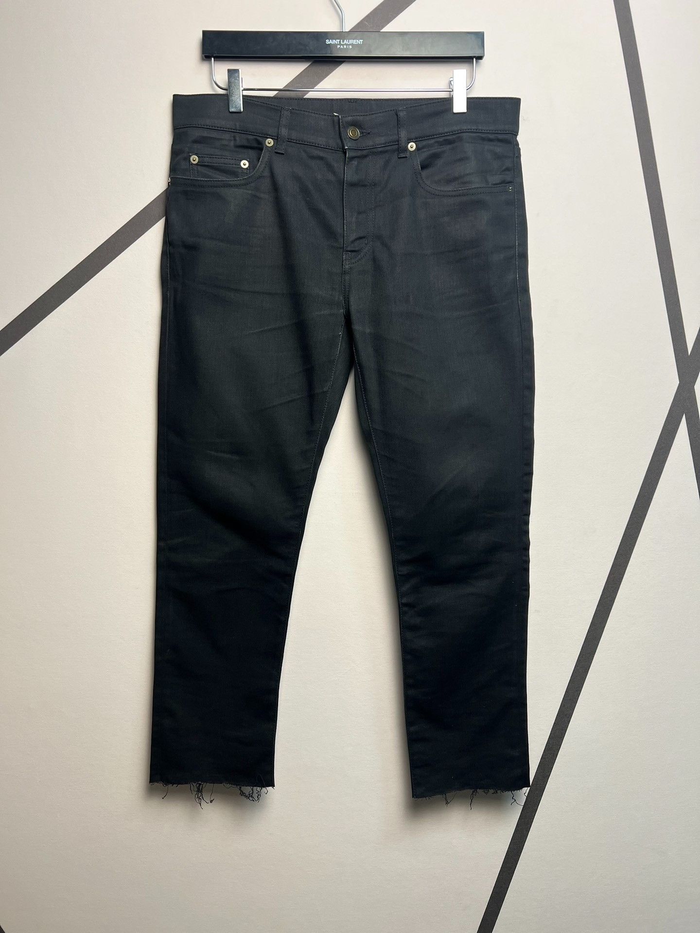 Saint Laurent Paris Saint laurent Black basic jeans 2501-Nextarrow Size US 32 / EU 48 - 1 Thumbnail