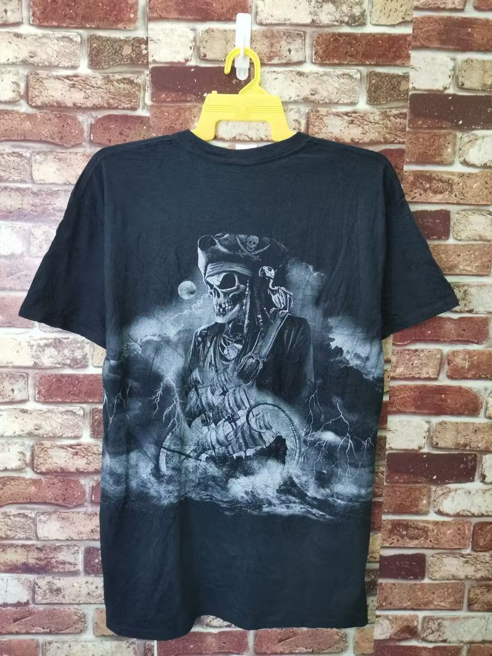 Vintage Vintage Skulls Pirates Rare Design Full Print Size US L / EU 52-54 / 3 - 2 Thumbnail