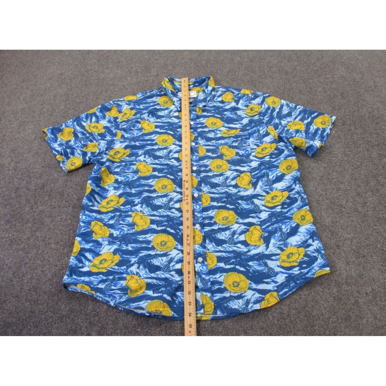 Vintage Savage Tacticians Shirt Mens 3XL Blue Floral Hawaiian Button-Up Gear Gun Grenade Beach Size US XXL / EU 58 / 5 - 3 Thumbnail