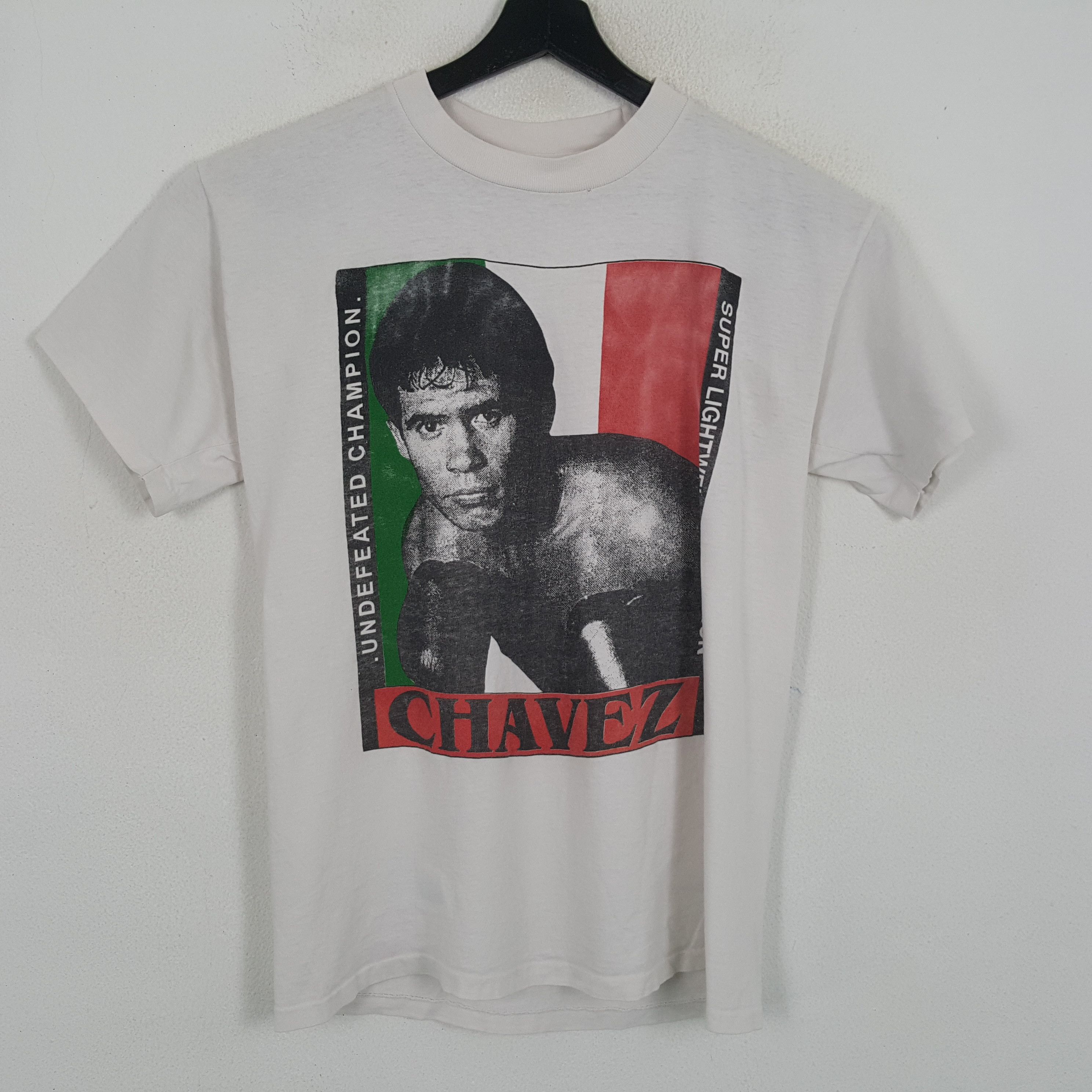 Vintage CHAVEZ Boxer Photo Print Design Style Tshirt Size US M / EU 48-50 / 2 - 1 Thumbnail