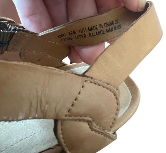 Clarks Clarks Artisan Wedge Sandals Size 6.5 Tan Brown Leather Size US 6.5 / IT 36.5 - 6 Thumbnail