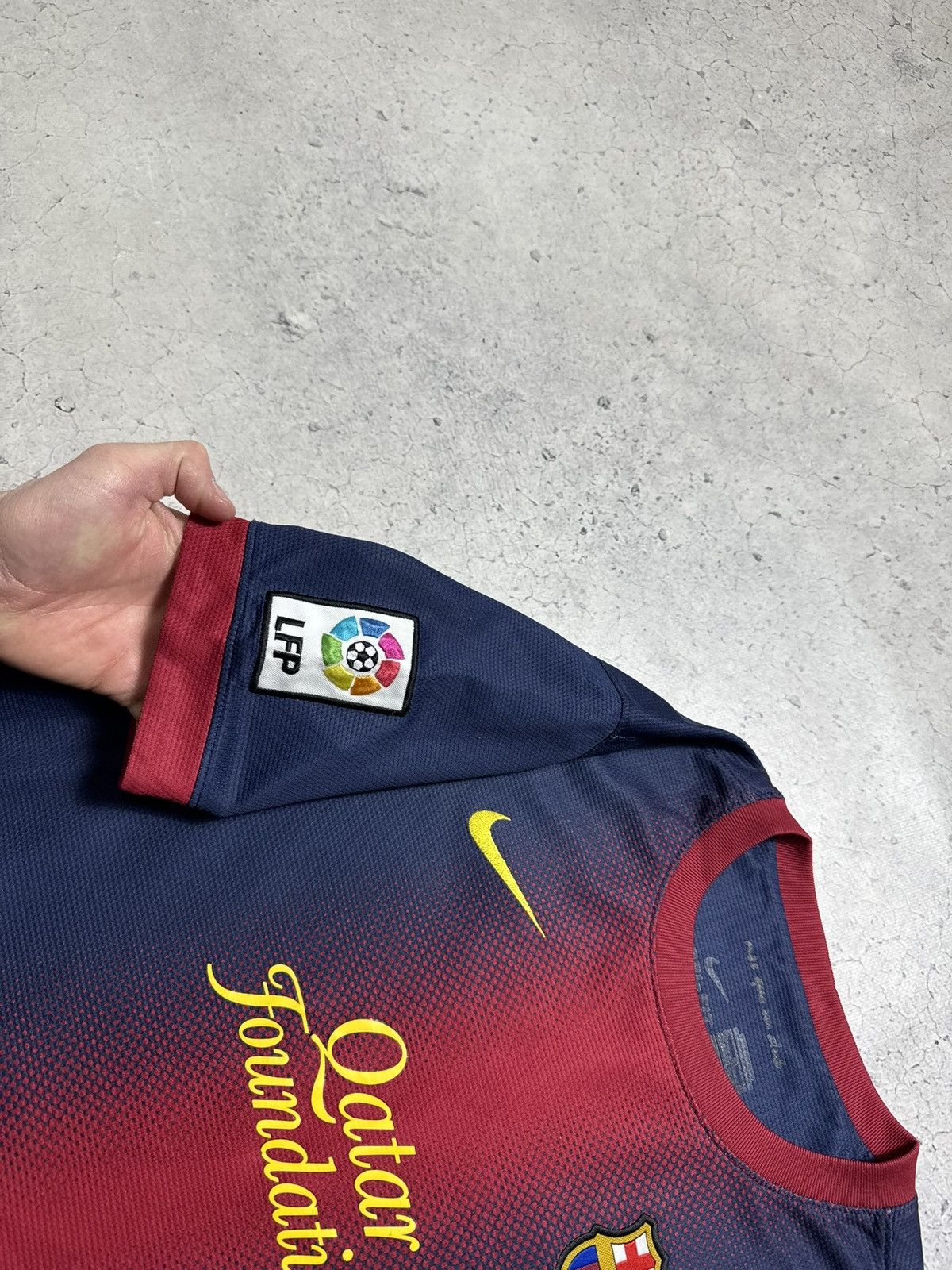 Nike Nike FC Barcelona 2012/2013 Vintage Soccer Jersey Size US S / EU 44-46 / 1 - 7 Thumbnail
