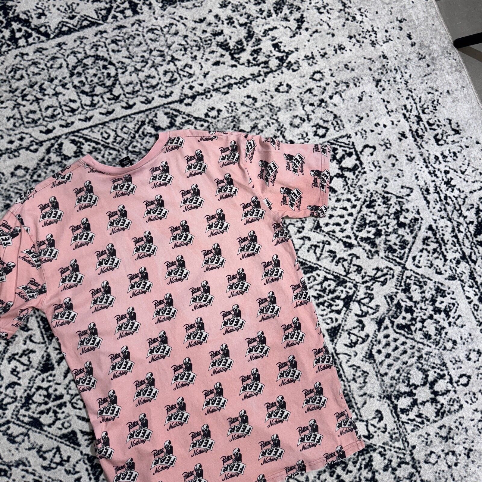 Patta × Vintage Vintage Patta Pink Cotton T-Shirt Size L Allover Print Y2K Size US L / EU 52-54 / 3 - 8 Thumbnail