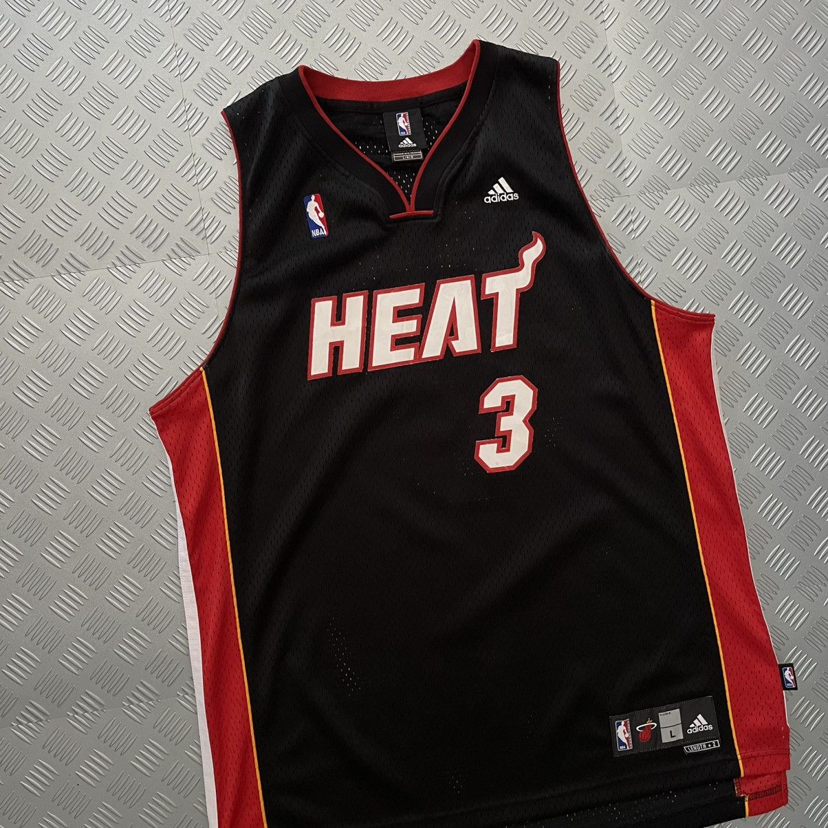Adidas × NBA × Vintage Adidas Swingman Miami Heats #3 Dwyane Wade NBA Jersey Size US L / EU 52-54 / 3 - 4 Thumbnail