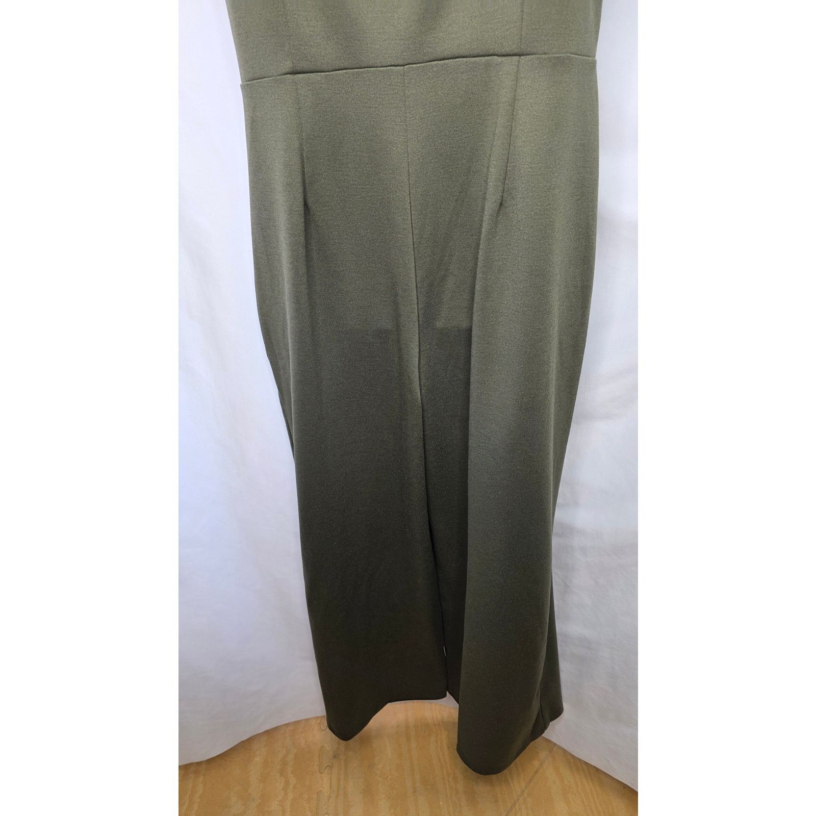 Gap GAP Olive Green Sleeveless Wide Leg Jumpsuit Square Neck Size L / US 10 / IT 46 - 14 Thumbnail