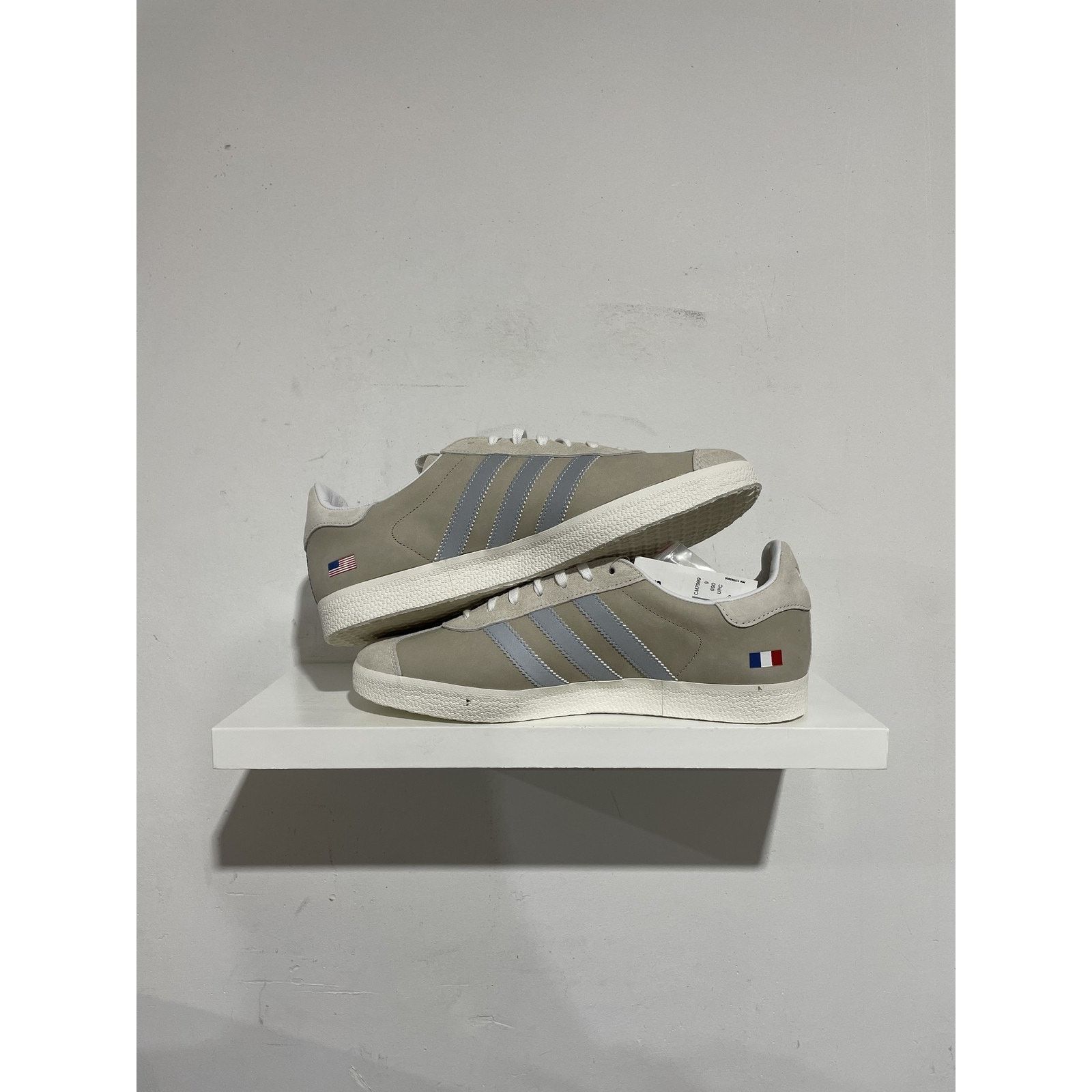 Adidas ADIDAS GAZELLE ALIFE SIZE 9.5 NEW Size US 9.5 / EU 42-43 - 2 Thumbnail