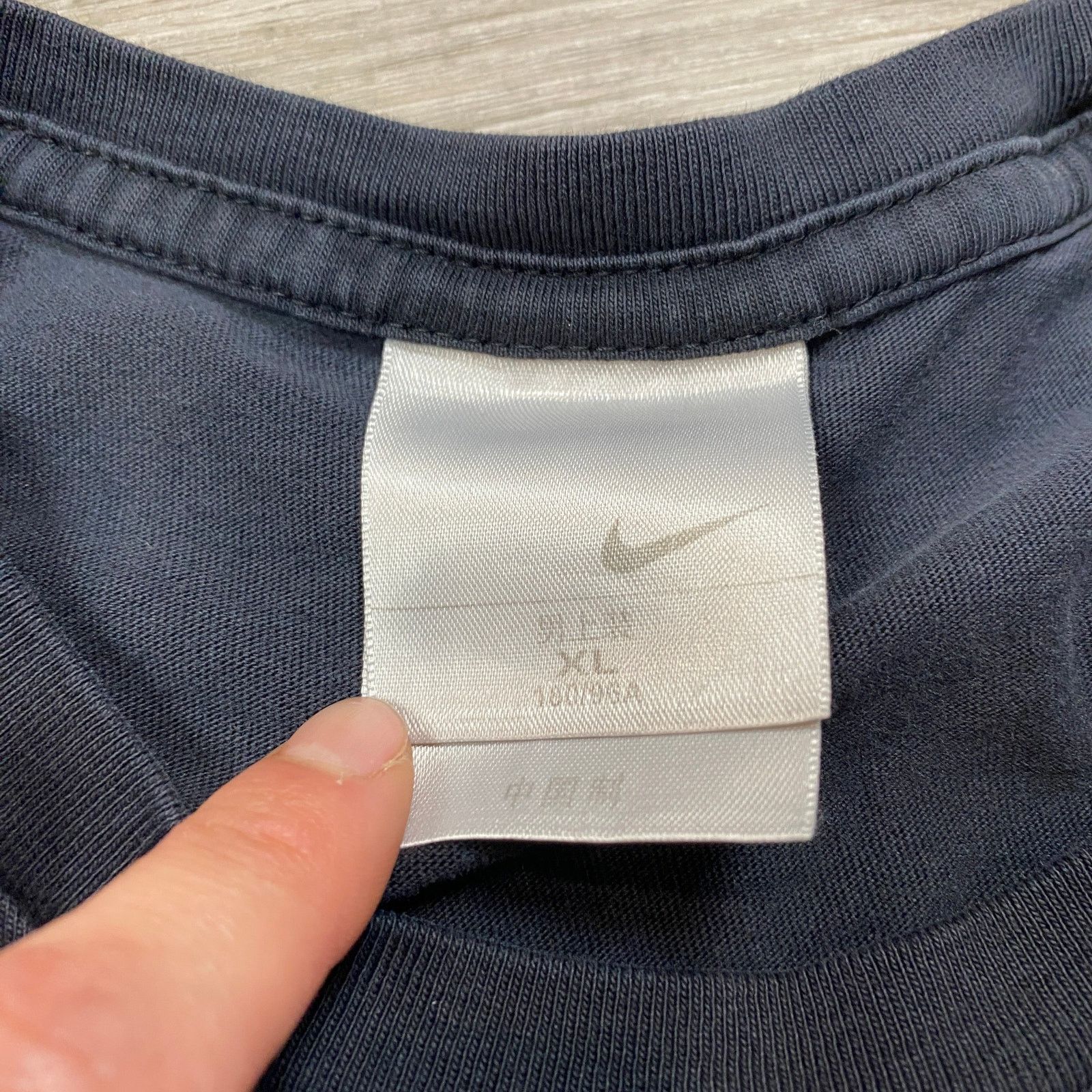 Nike × Vintage Rare VTG Nike Silver Japanese Tag Y2k Run For Glory Shirt XL Size XL / US 12-14 / IT 48-50 - 4 Thumbnail