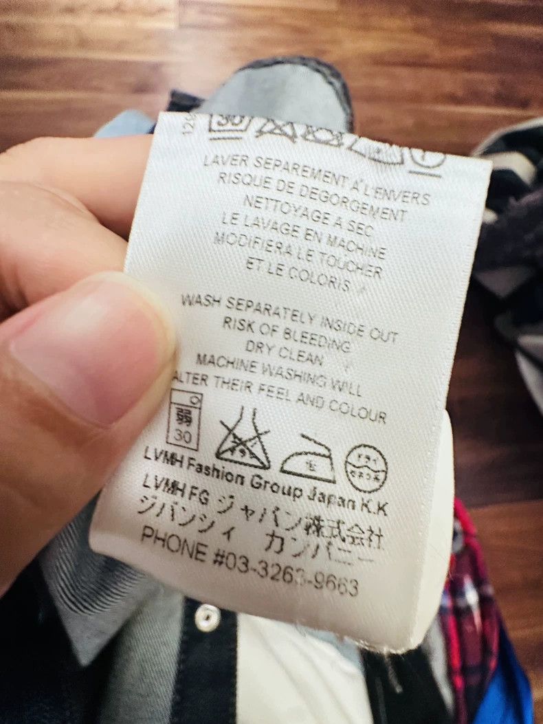 Givenchy Givenchy Denim shirt with embroidered star design, XS size Size US XS / EU 42 / 0 - 8 Thumbnail