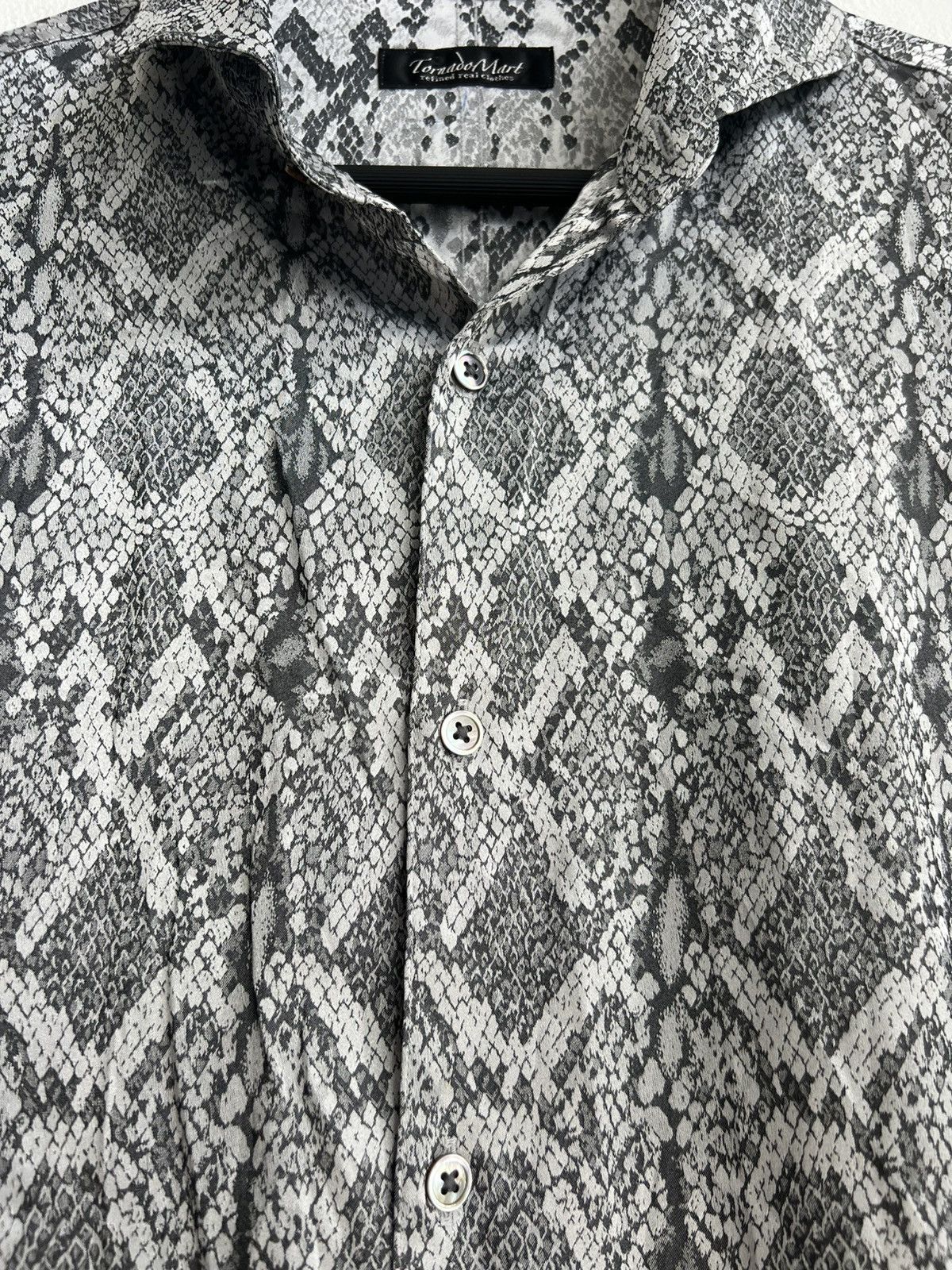 A.F.F.A. Y2K Tornardo Mart 🇯🇵 Exotic Snakeskin Polyester Button Shirt Size US M / EU 48-50 / 2 - 1 Thumbnail