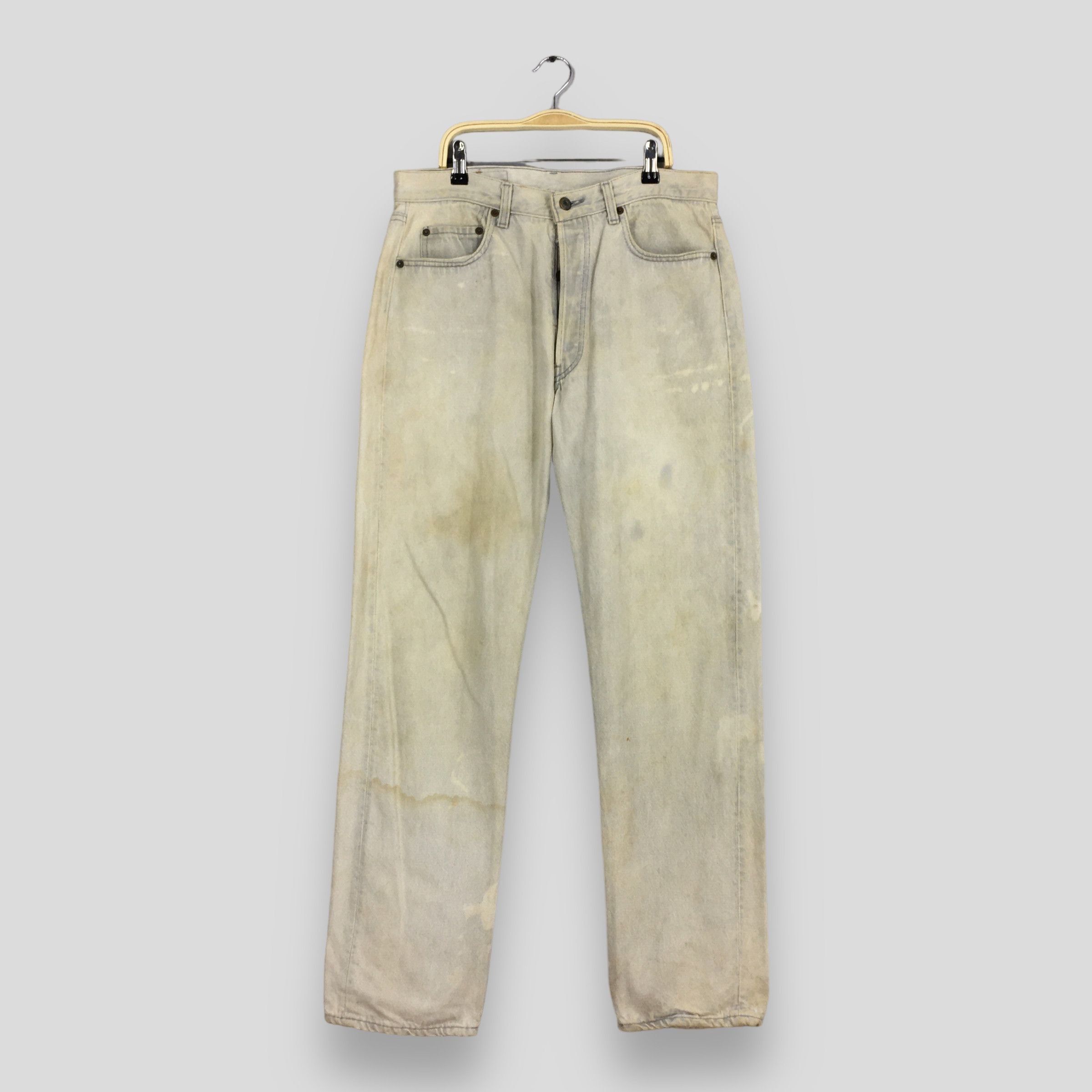 image of Size 32X31 Vintage 90's Levi's 501 Faded Blue Jeans, Men's