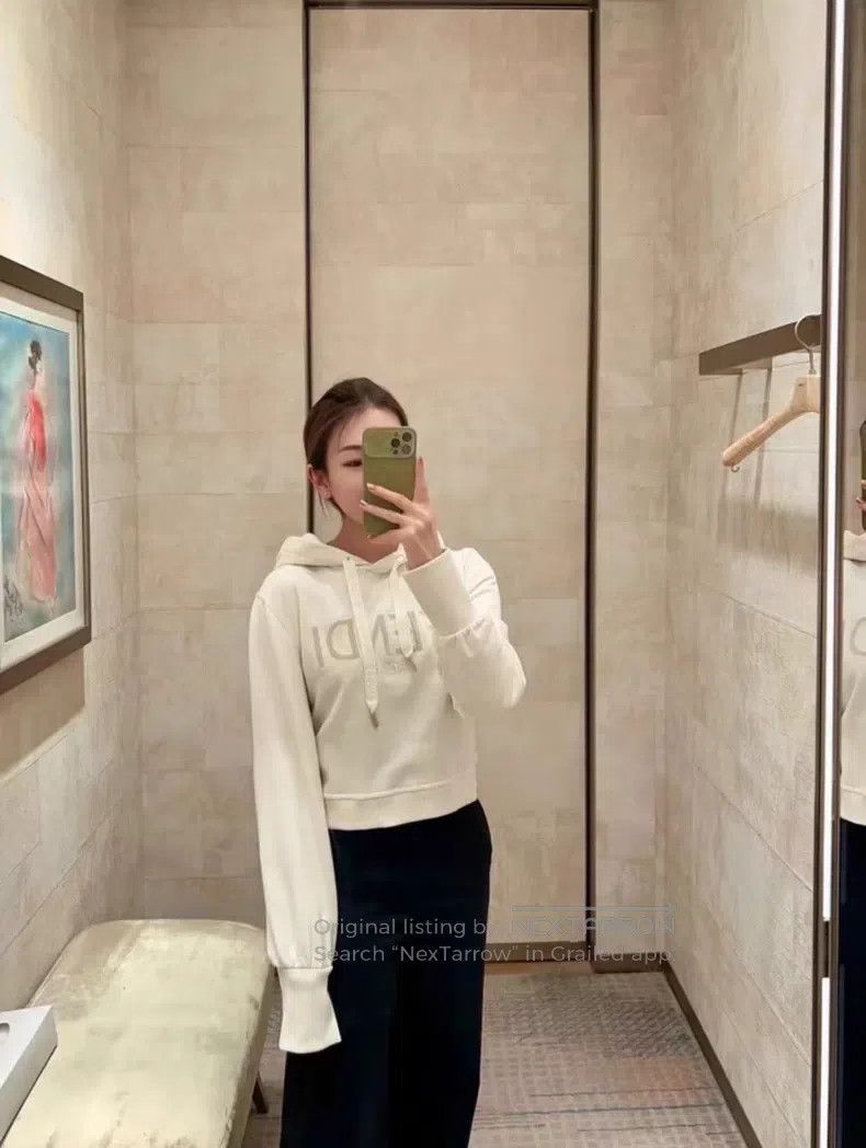 Fendi Fendi Sweatshirt Size L / US 10 / IT 46 - 6 Thumbnail