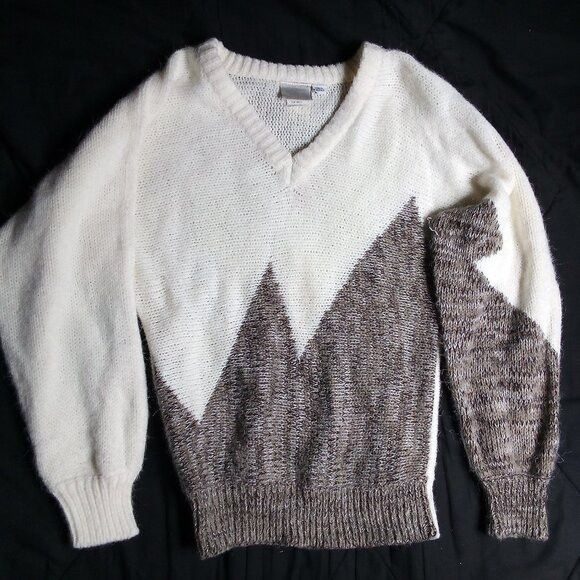Other Vintage 70s Pykettes Zig Zag Sharktooth V-Neck Sweater Size XS / US 0-2 / IT 36-38 - 1 Thumbnail