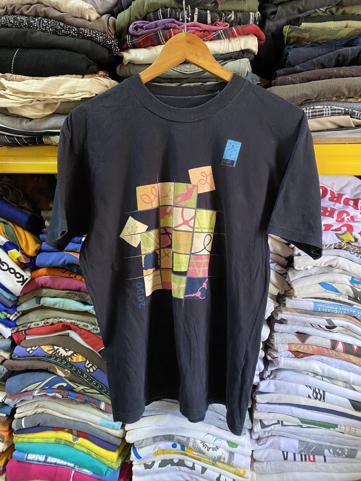Vintage Vintage 90s Kulturby bergen 2000 collection artwork Size US S / EU 44-46 / 1 - 1 Thumbnail