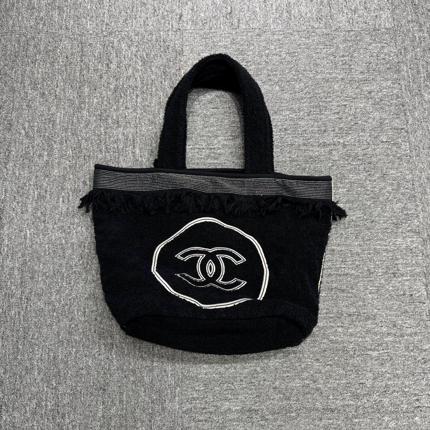 Chanel Chanel 3pc set blanket & beachbag 99N 31x17x35cm Size ONE SIZE - 2 Thumbnail