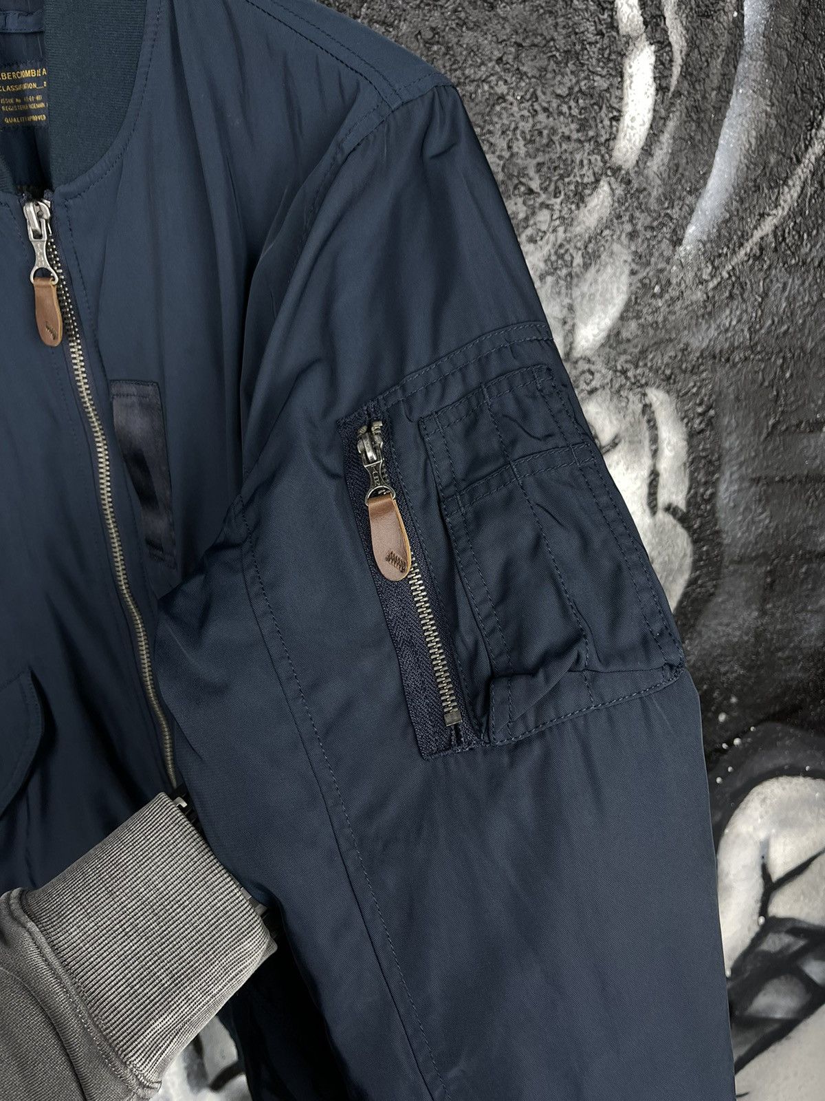 Abercrombie & Fitch Abercrombie And Fitch Bomber Jacket Men’s Size M Size US M / EU 48-50 / 2 - 10 Thumbnail