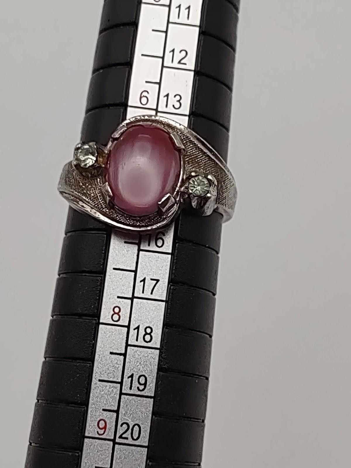 The Unbranded Brand Vintage Sterling Silver Pink Cabochon Ring Size 7 Size ONE SIZE - 4 Thumbnail