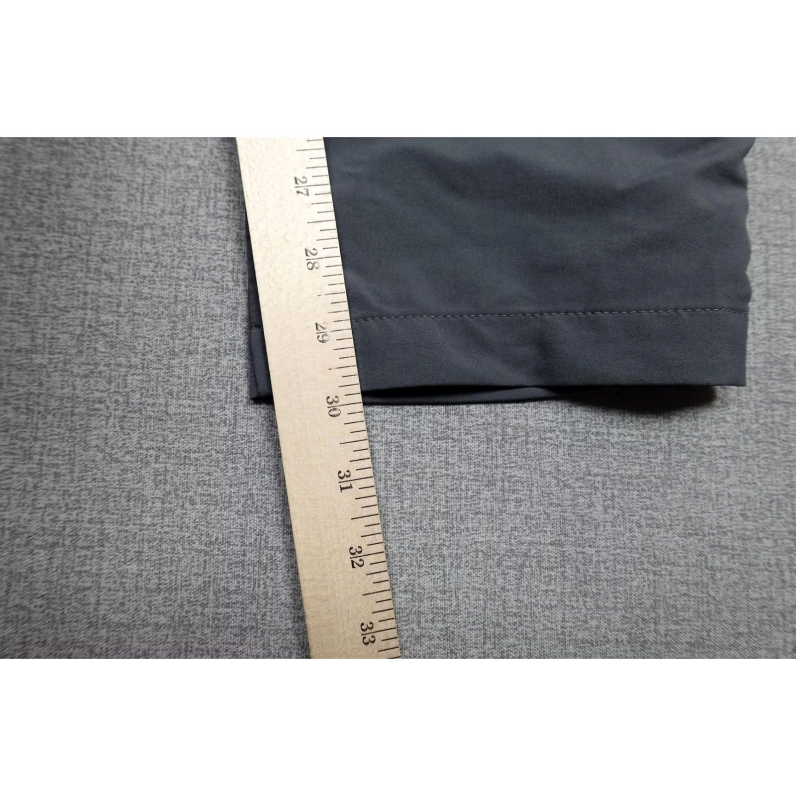 Under Armour Under Armour Golf Pants Mens 36x30 Gray Regular Chino Performance Stretch Gym Training Casual Travel Golf Pants Mens Gray Regular Fit Chino 36/30 Mens Size US 36 / EU 52 - 4 Thumbnail