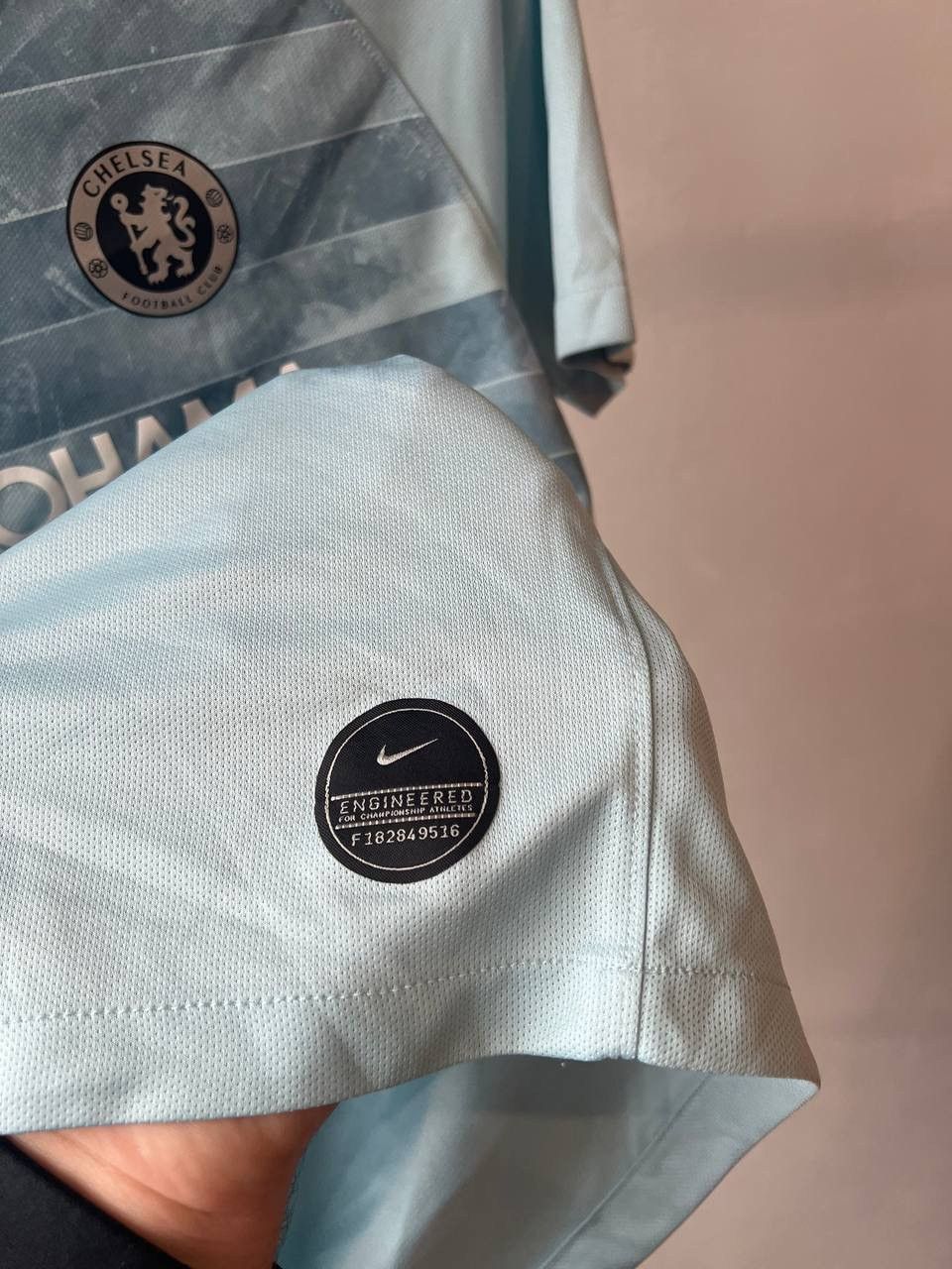 Nike 2018/19 CHELSEA FC THIRD SOCCER FOOTBALL JERSEY SHIRT XL BOY Size US S / EU 44-46 / 1 - 9 Thumbnail