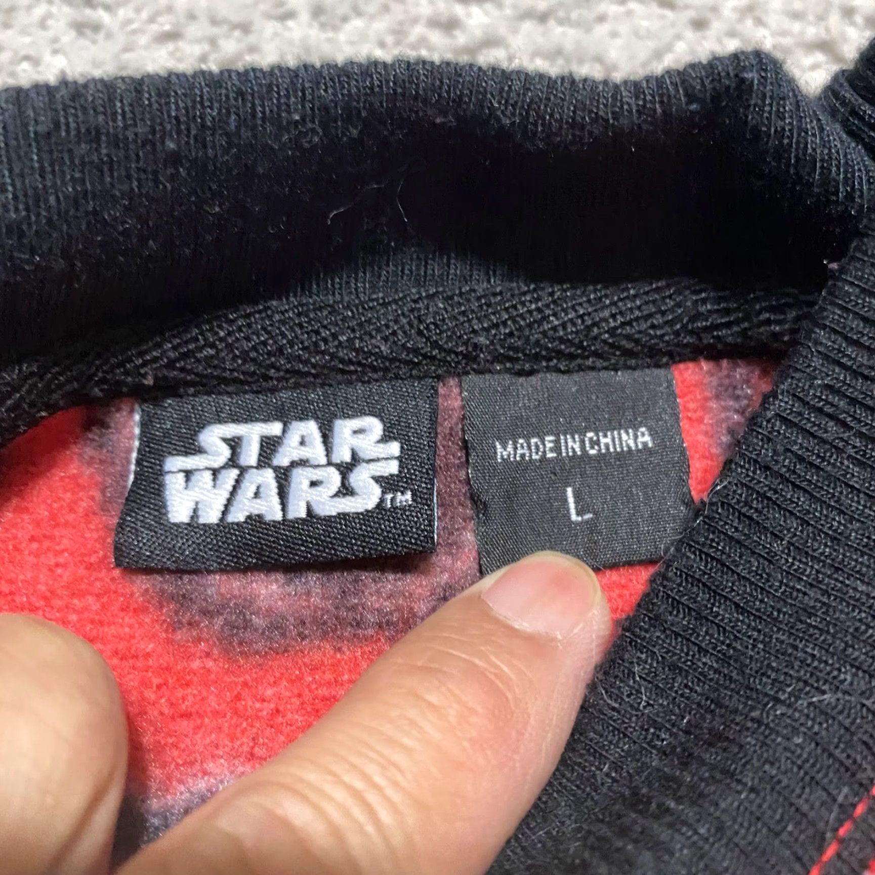 Star Wars Star Wars Mens Sweater Large Red Darth Vader Long Sleeve Crew Neck Pullover Knit Logo Casual Size US L / EU 52-54 / 3 - 3 Thumbnail