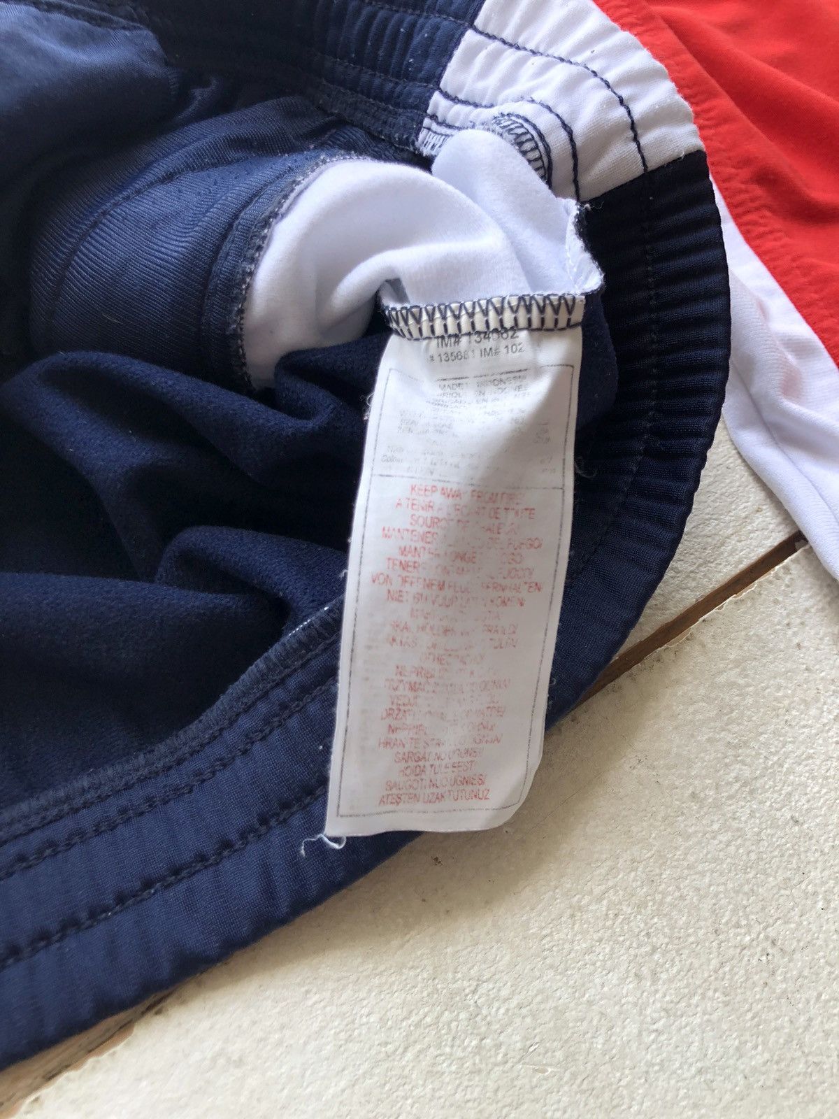 Nike Very Vintage Nike Full Zip Hoodie Y2K Small Swoosh Size US L / EU 52-54 / 3 - 7 Thumbnail