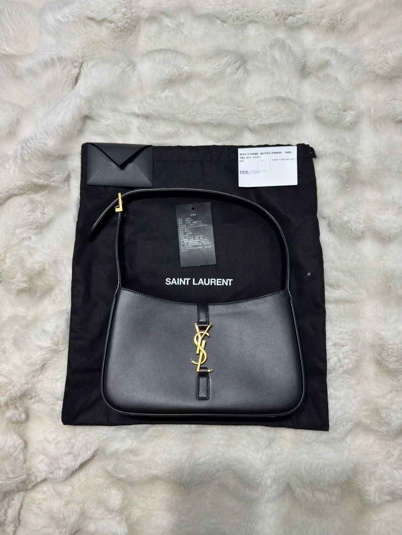 Saint Laurent Paris saint Laurent parisBlack gold hobo underarm bag 2503-Nexta Size ONE SIZE - 1 Thumbnail