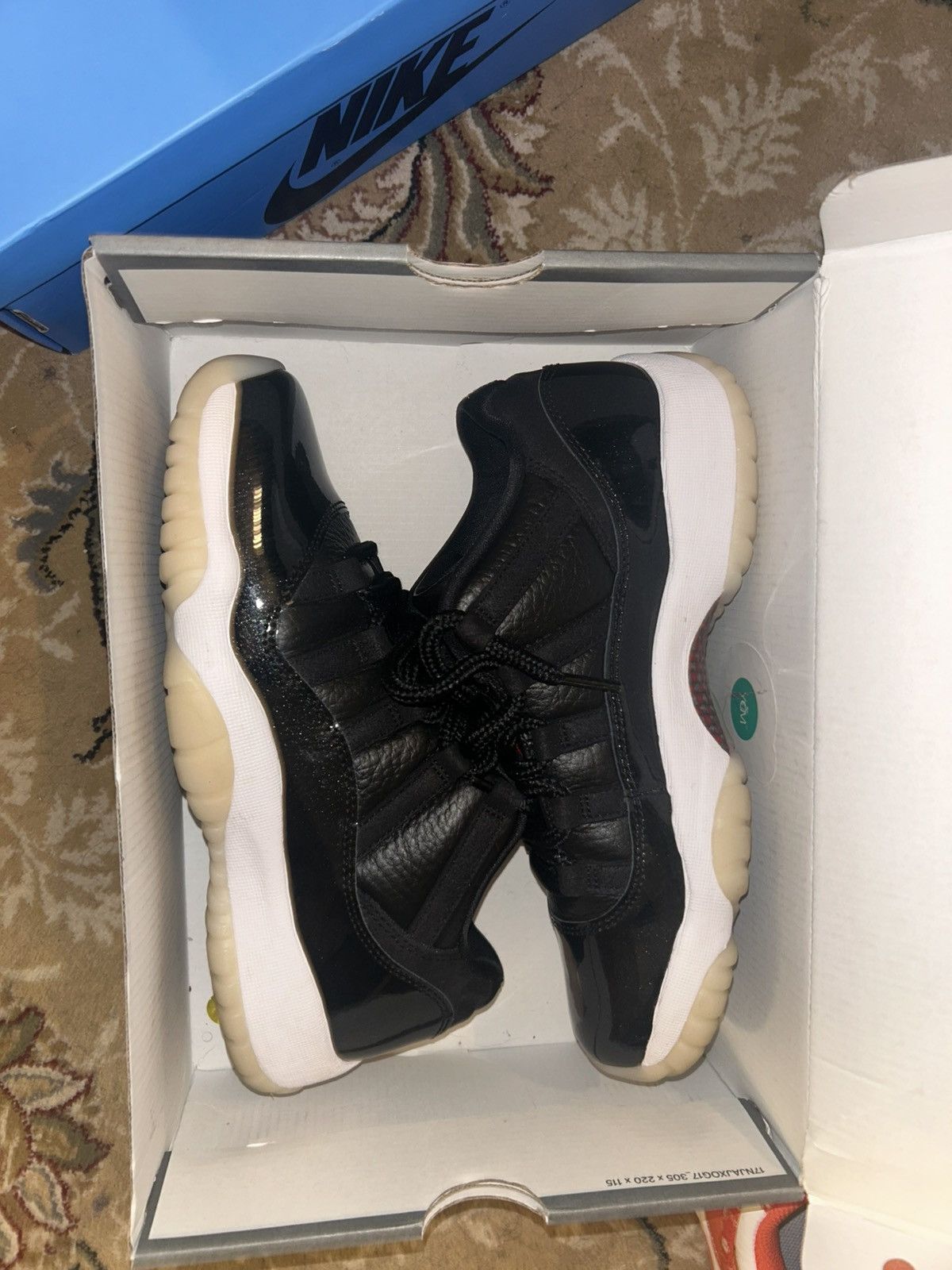 Jordan Brand Jordan 11 Low “72-10” Size US 8 / IT 38 - 1 Thumbnail