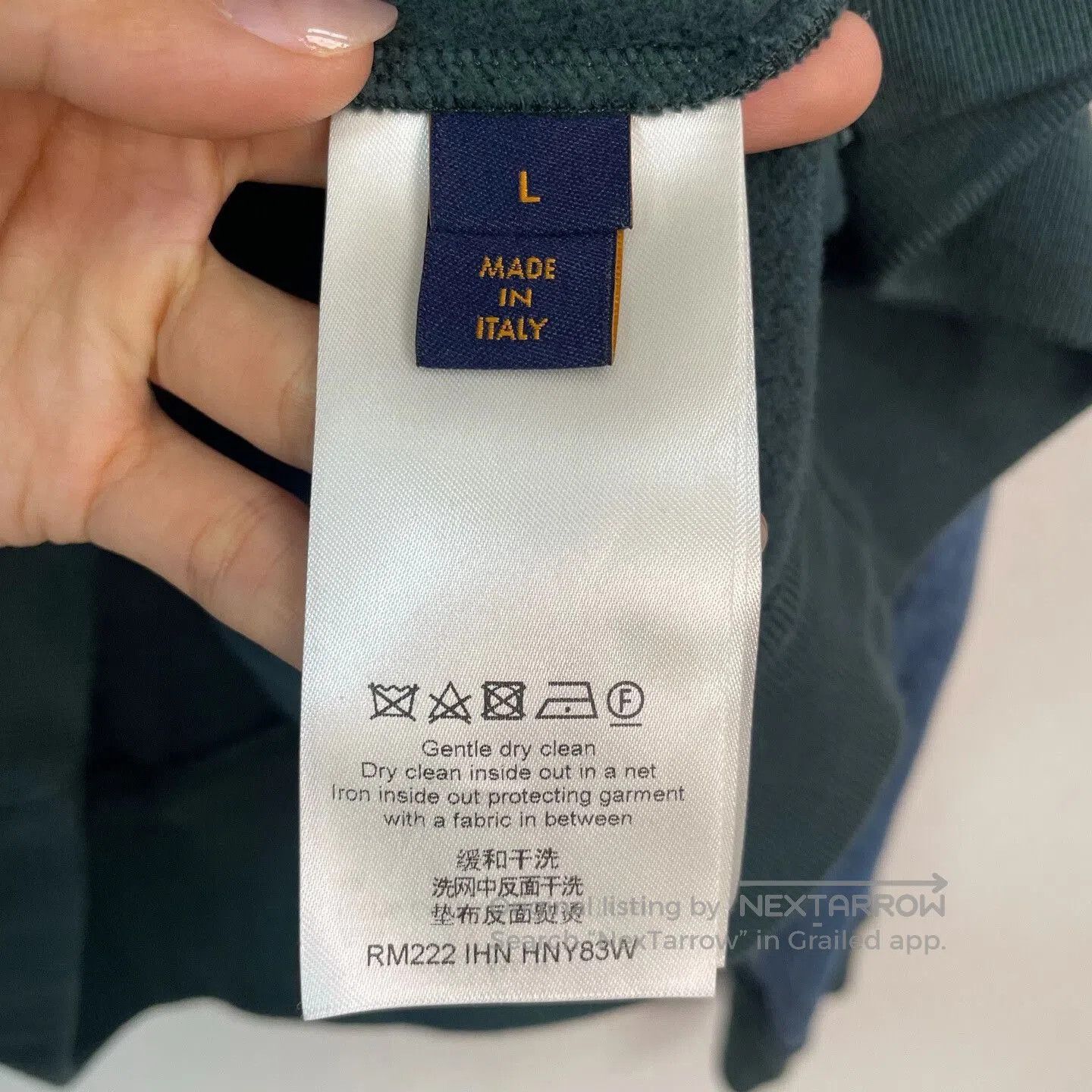 louis vuitton denim lettered jacket size l.